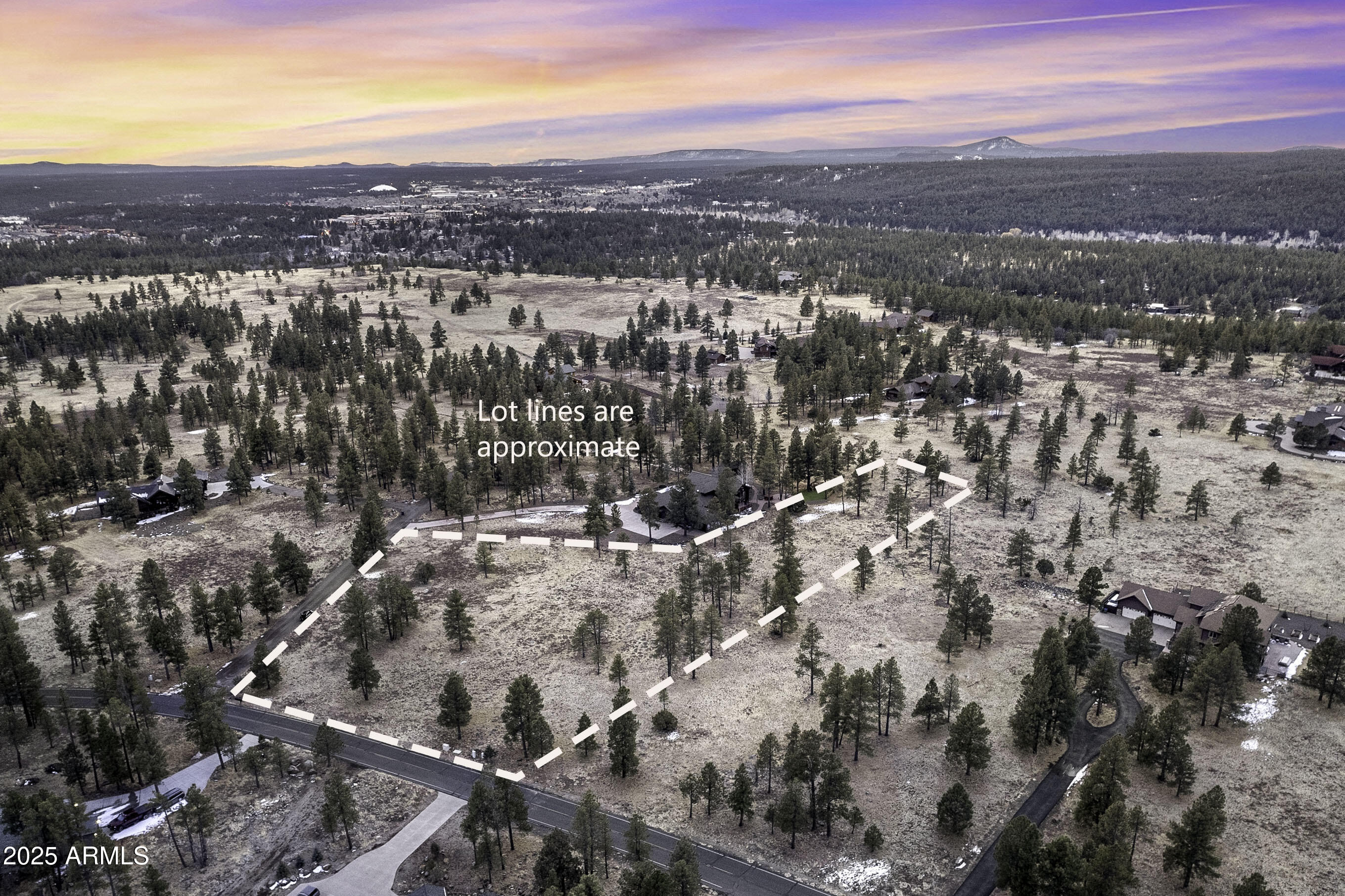 3353 N CAZADERO Trail 14