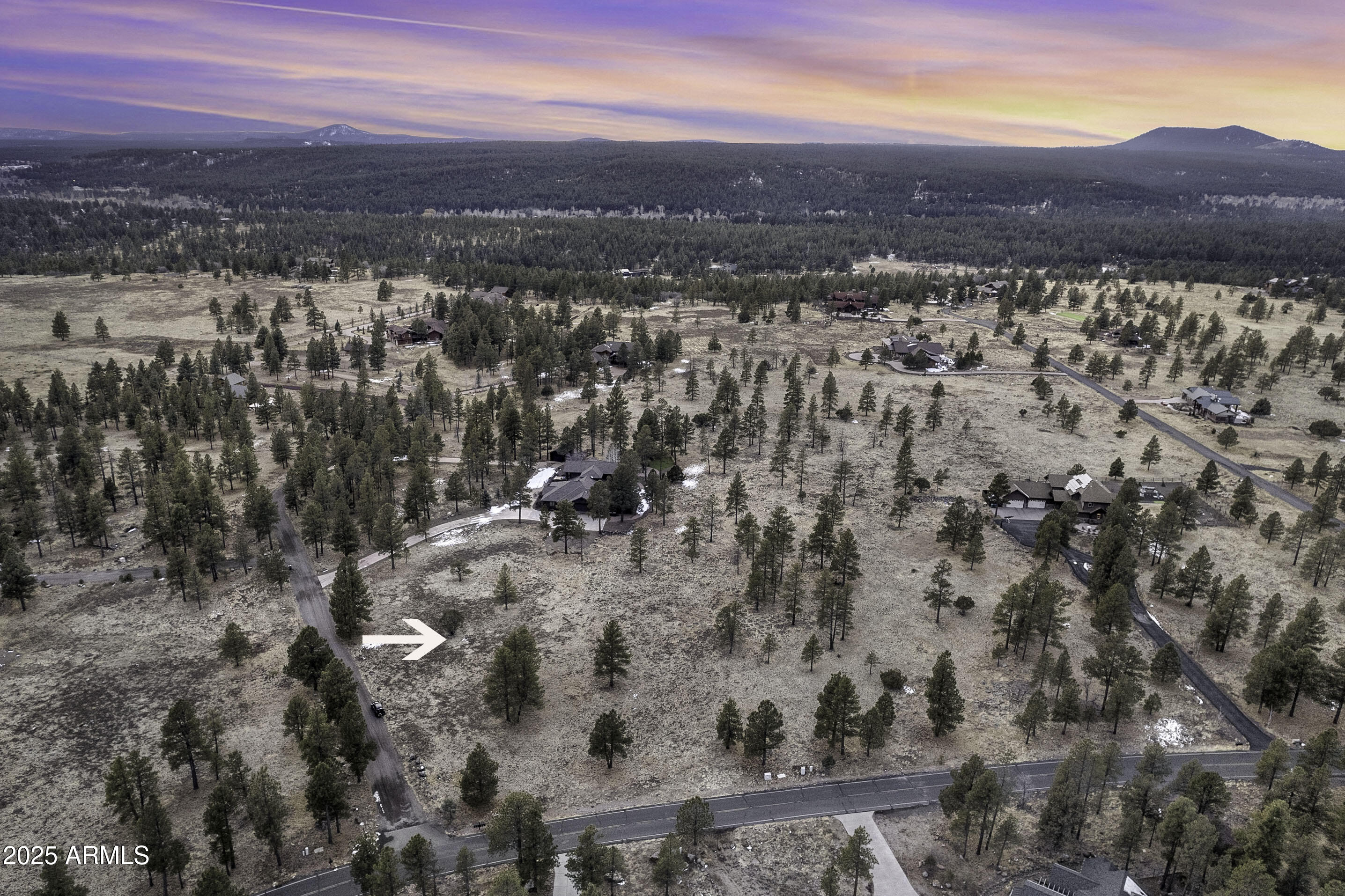 3353 N CAZADERO Trail 14