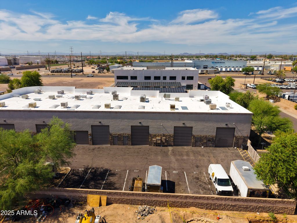 Photo of 7900 N 70th Avenue #101, Glendale, AZ 85303 (MLS # 6996803)