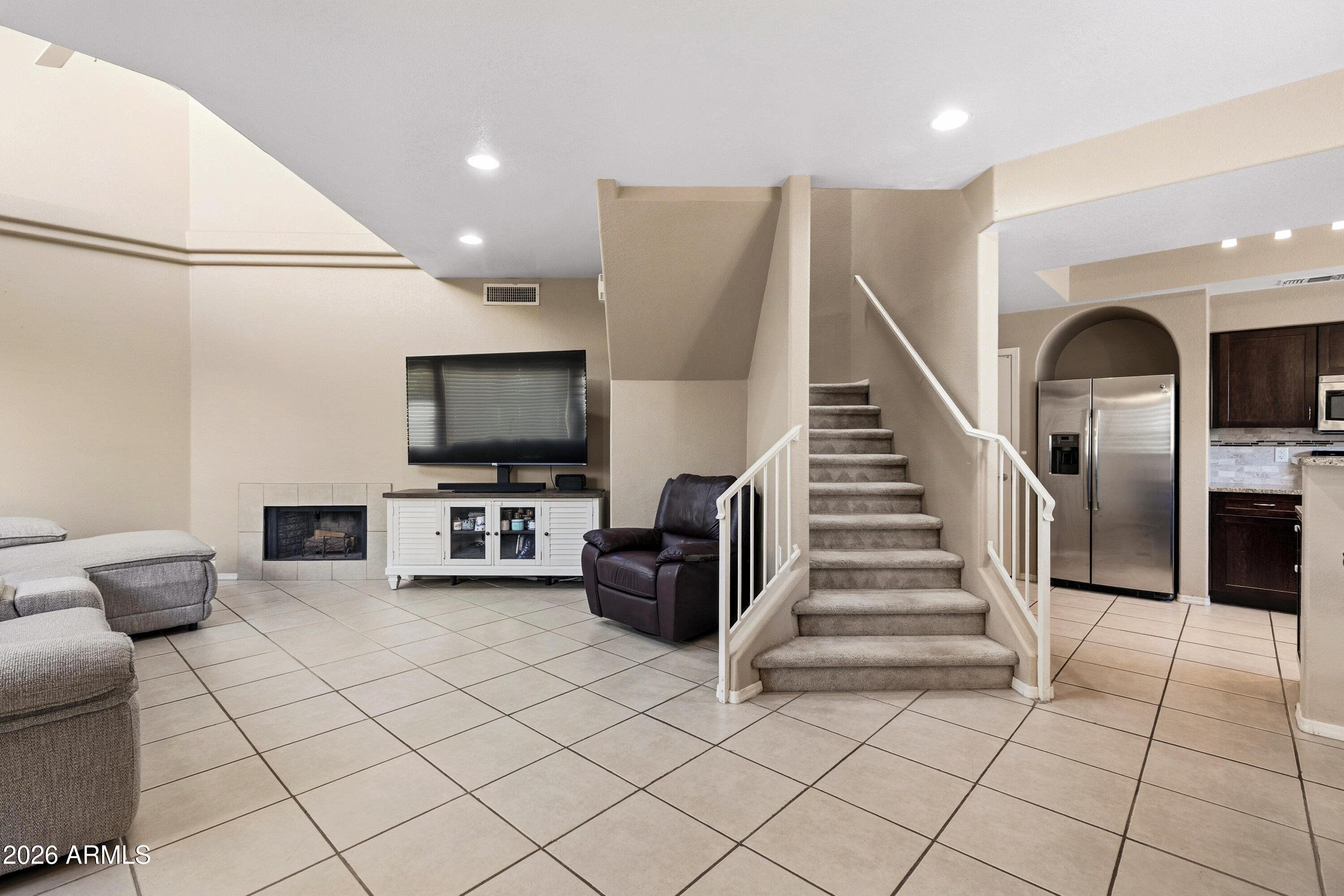 5044 E SIESTA Drive 3