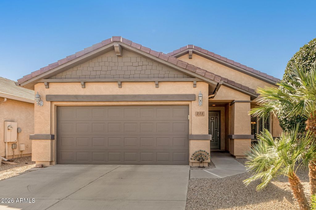 Photo of 231 W Ironhorse Lane, San Tan Valley, AZ 85143 (MLS # 6990671)