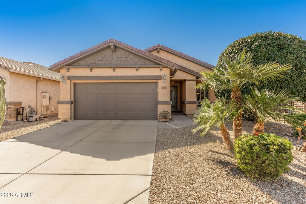 Photo of 231 W Ironhorse Lane, San Tan Valley, AZ 85143 (MLS # 6990671)