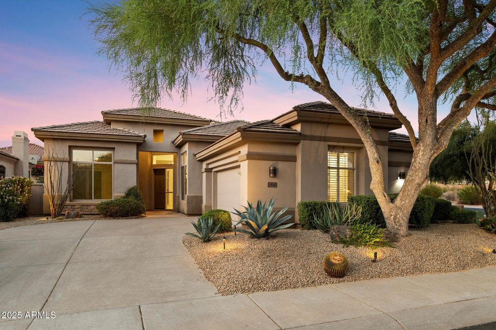 Photo of 8262 E Gilded Perch Drive, Scottsdale, AZ 85255 (MLS # 6890911)