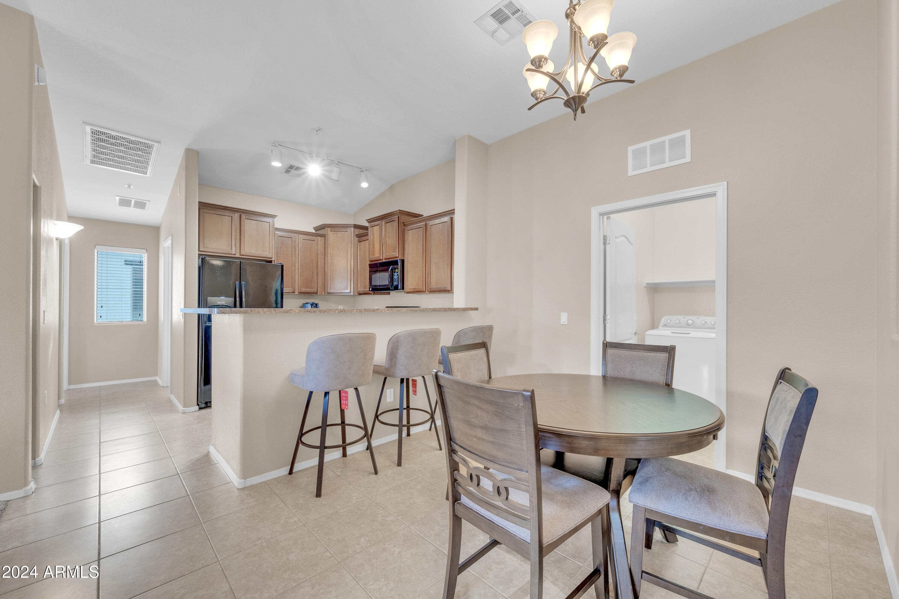 2727 N PRICE Road 6