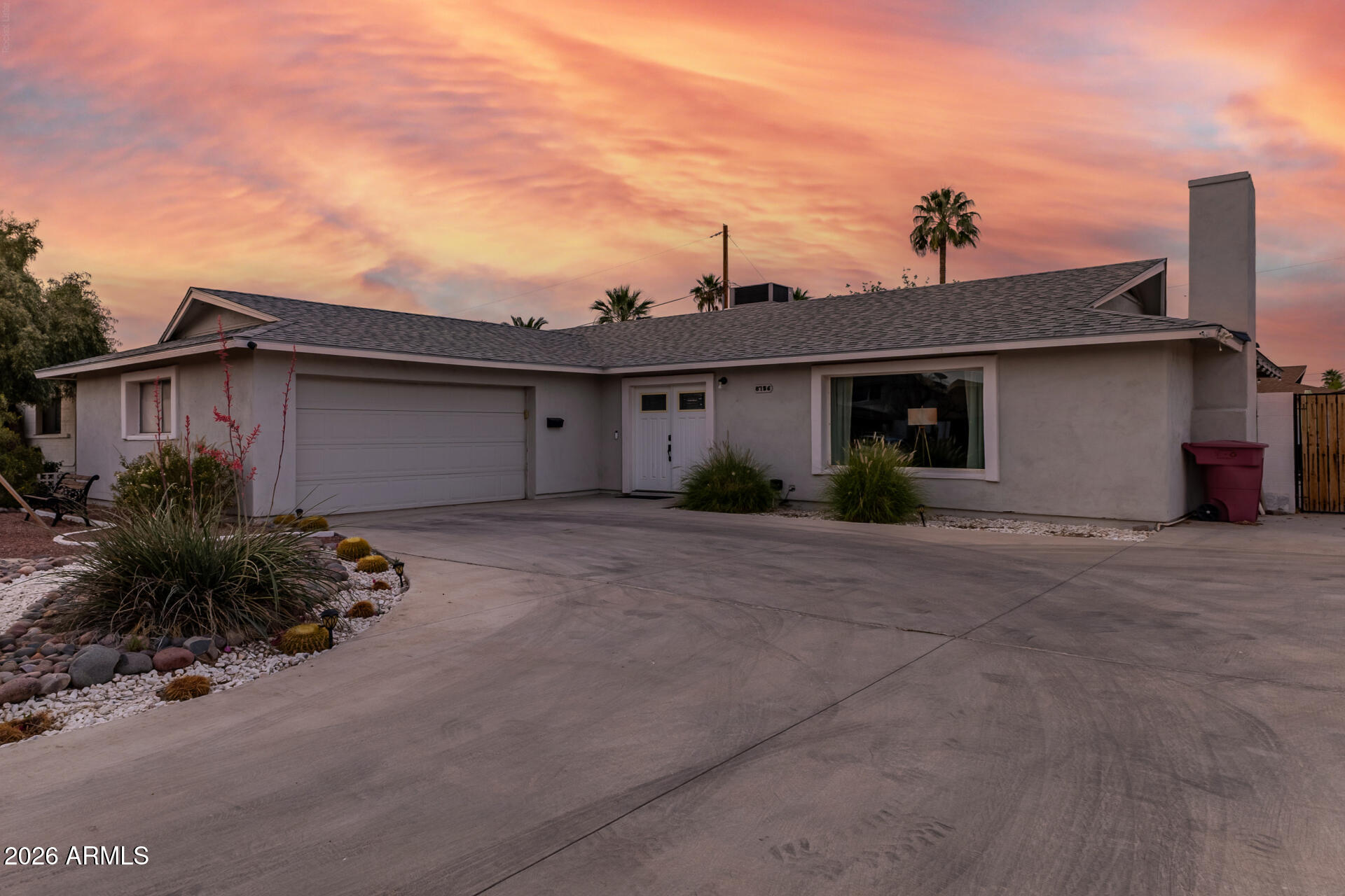 8756 E VALLEY VISTA Drive