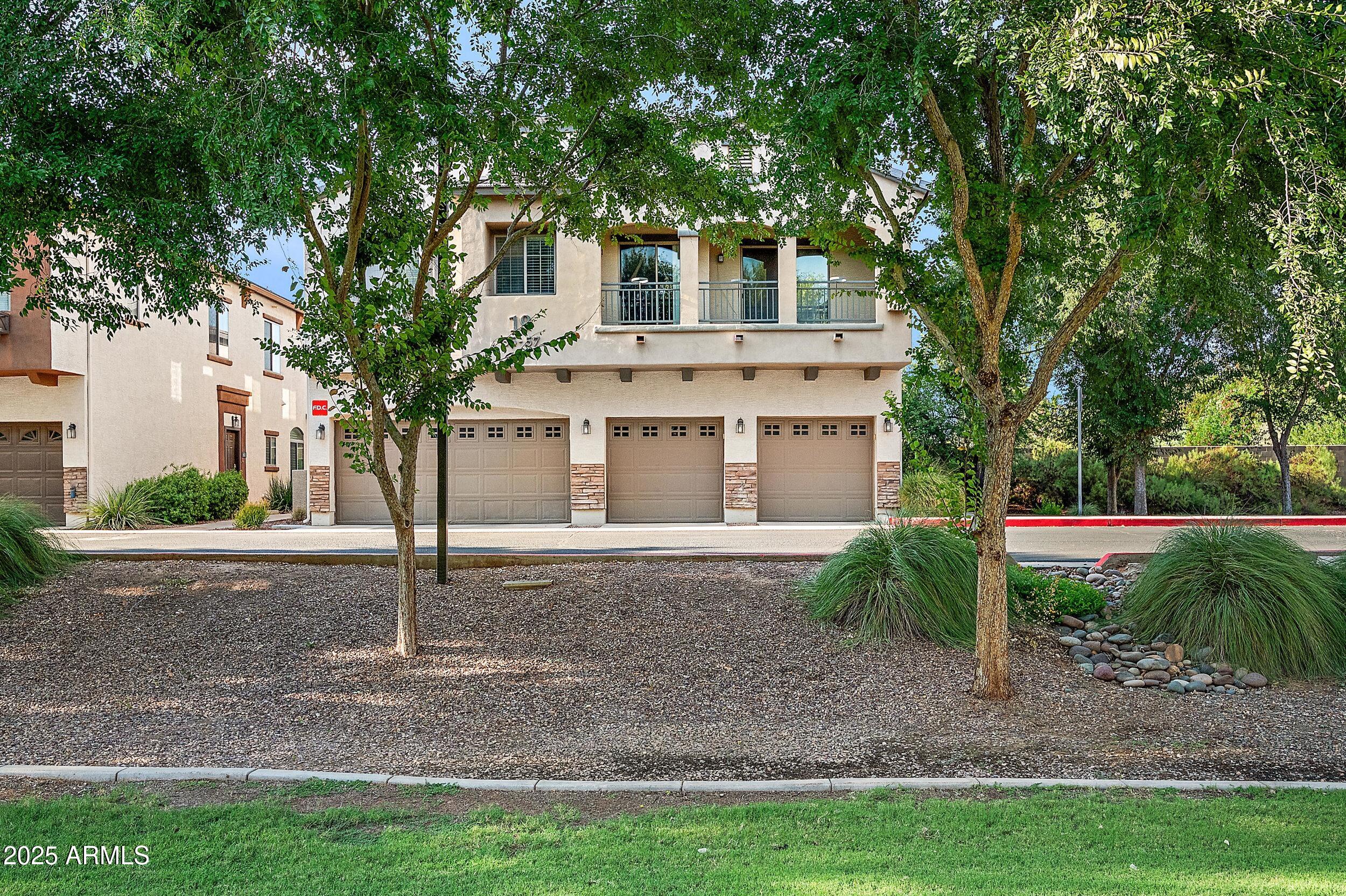 2727 N PRICE Road 57