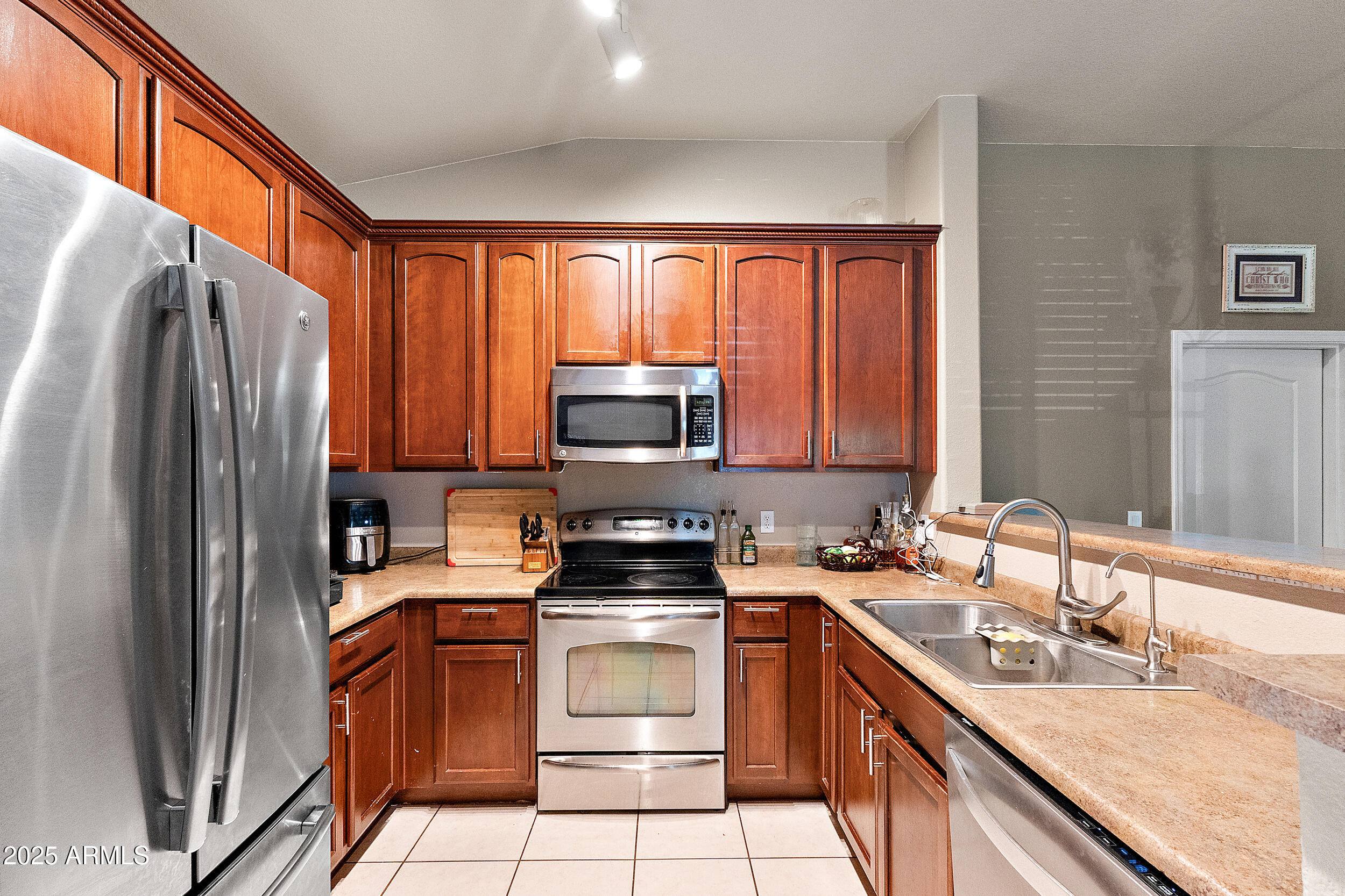 2727 N PRICE Road 57