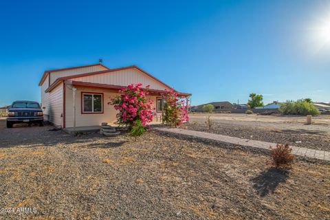 A home in Arizona City