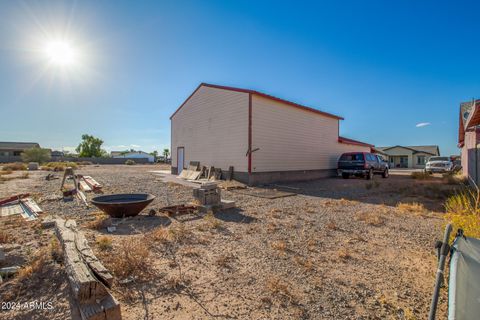 A home in Arizona City