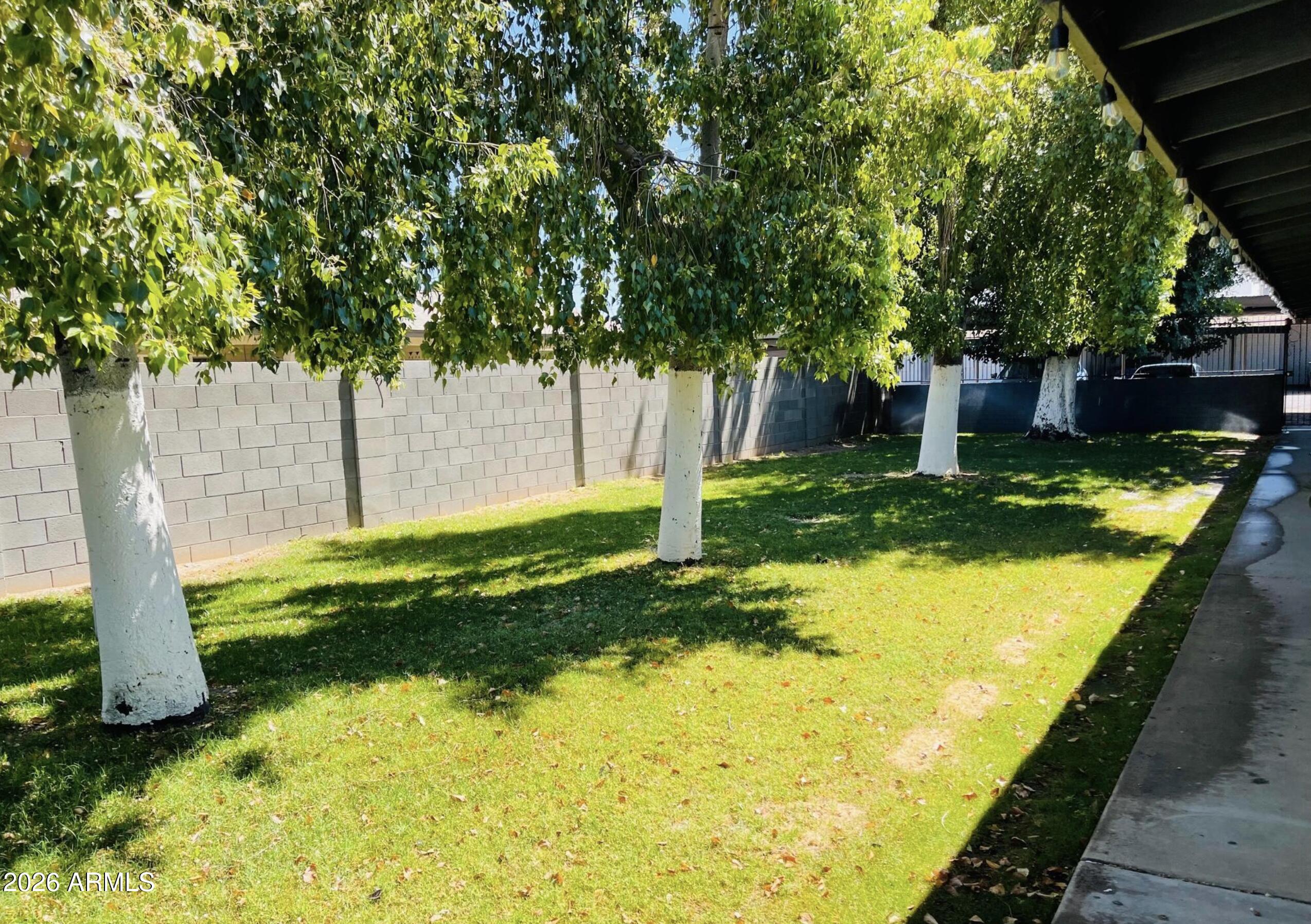 4601 N 12TH Avenue 1