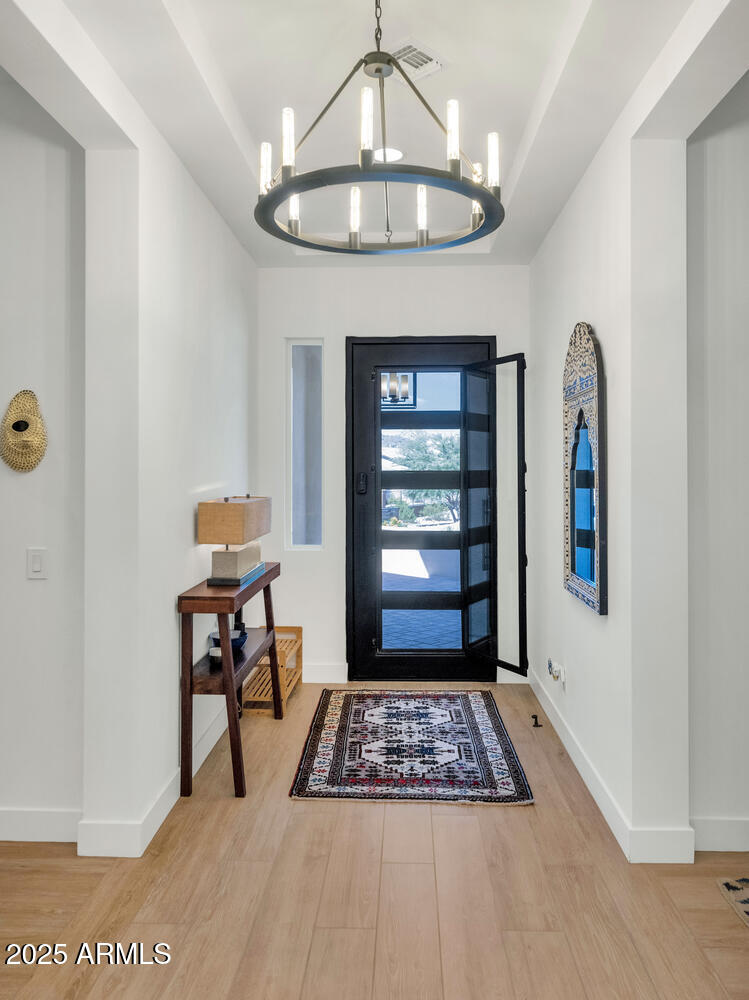 2041 E FALLEN LEAF Lane