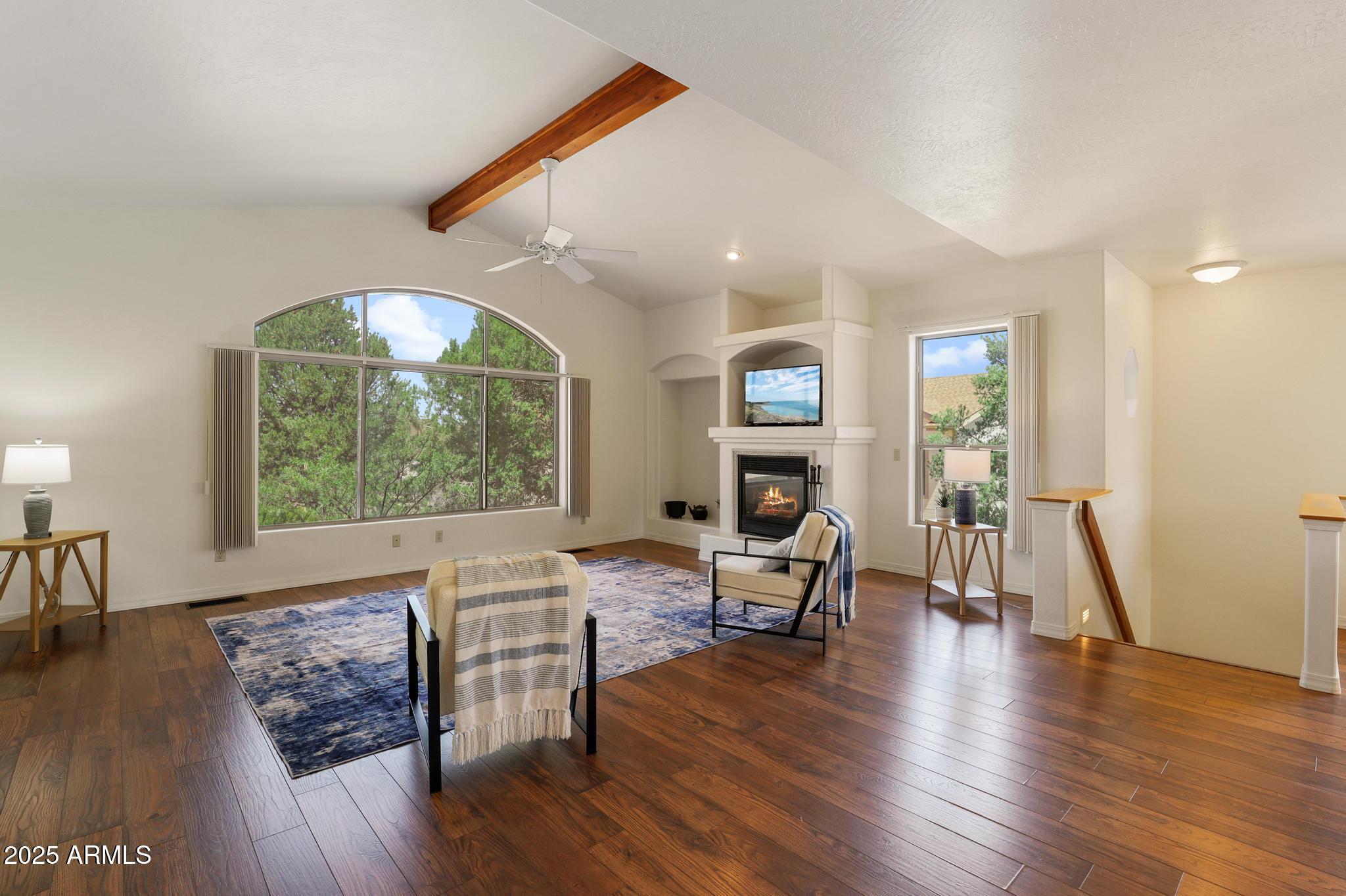 1131 S Sycamore Circle