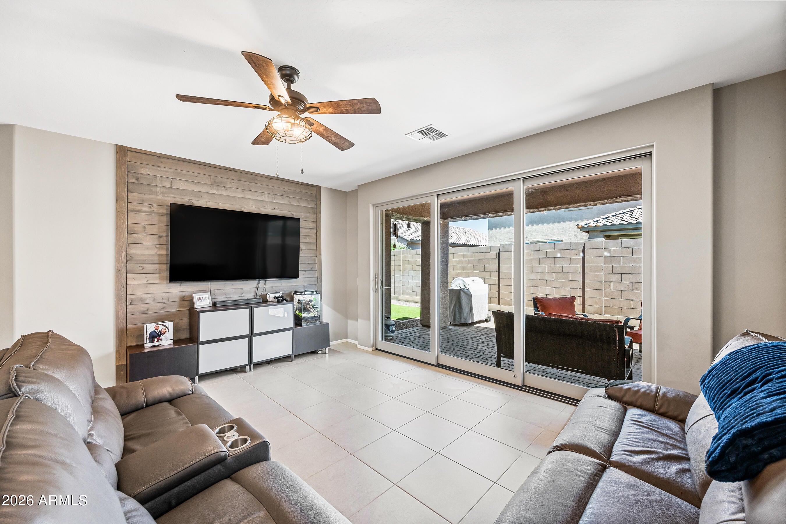 12118 W HIDE Trail