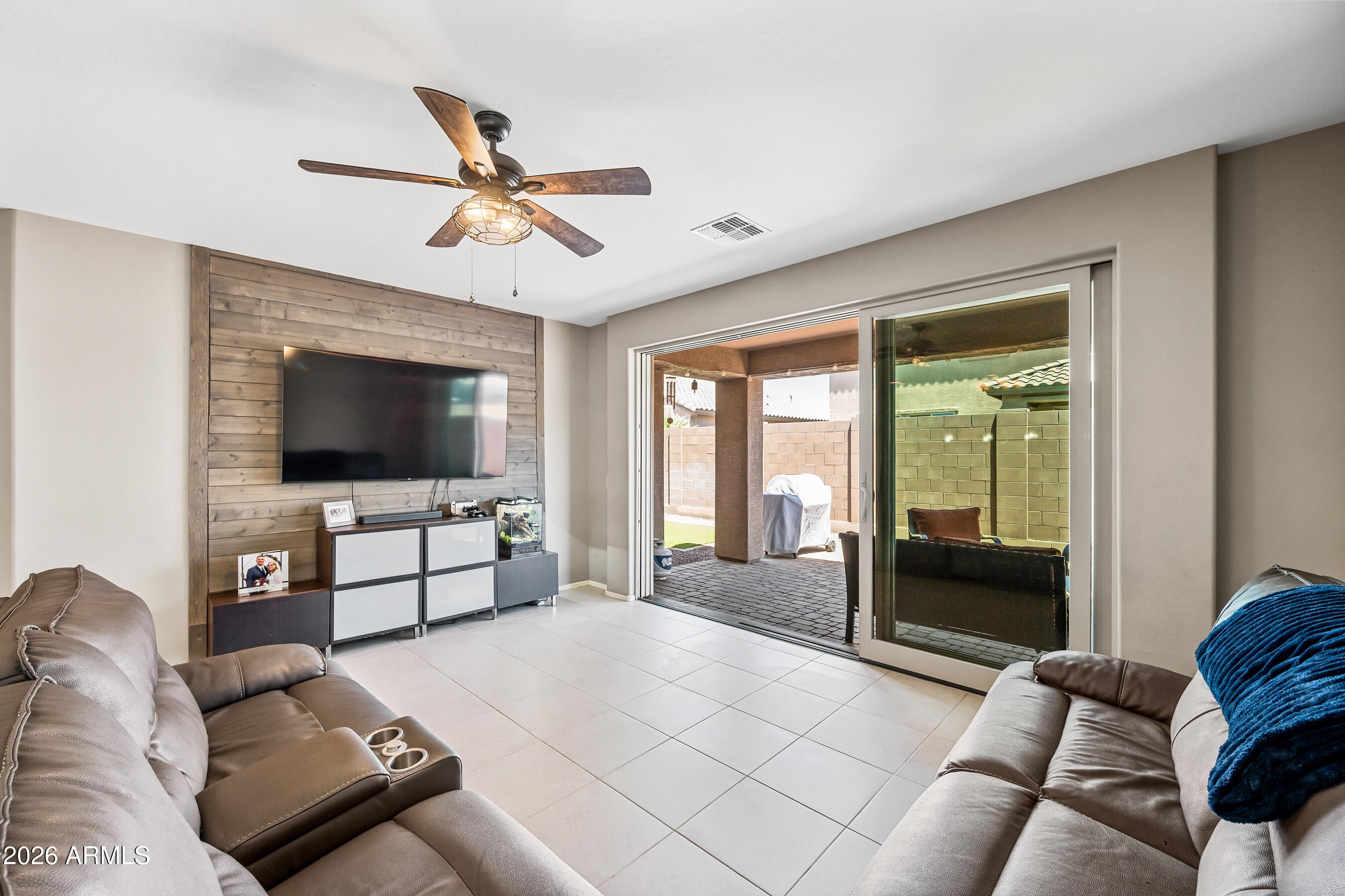 12118 W HIDE Trail