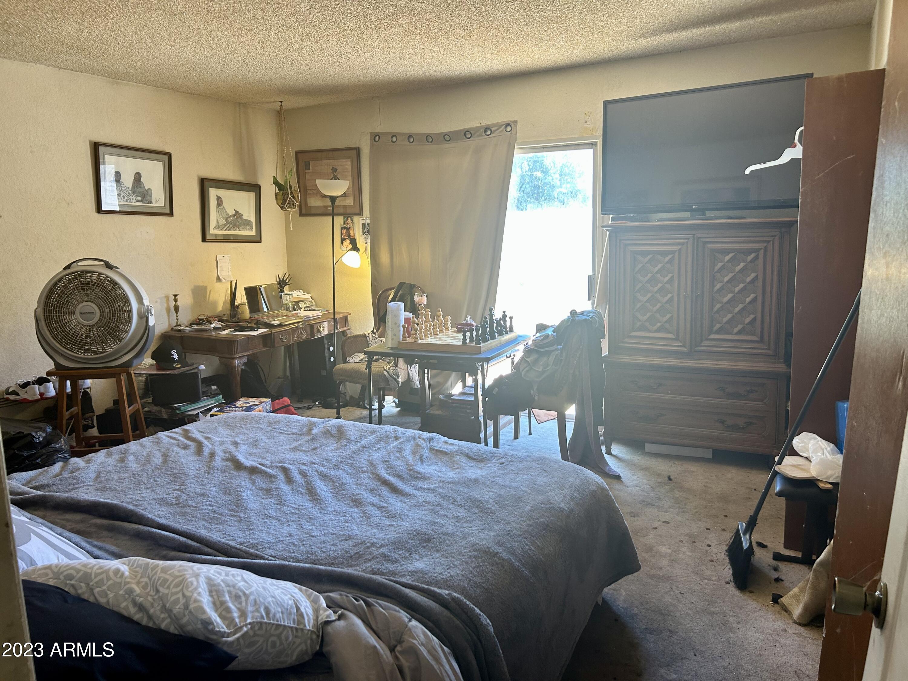TOWN & COUNTRY ESTATES UNIT 12 - Residential