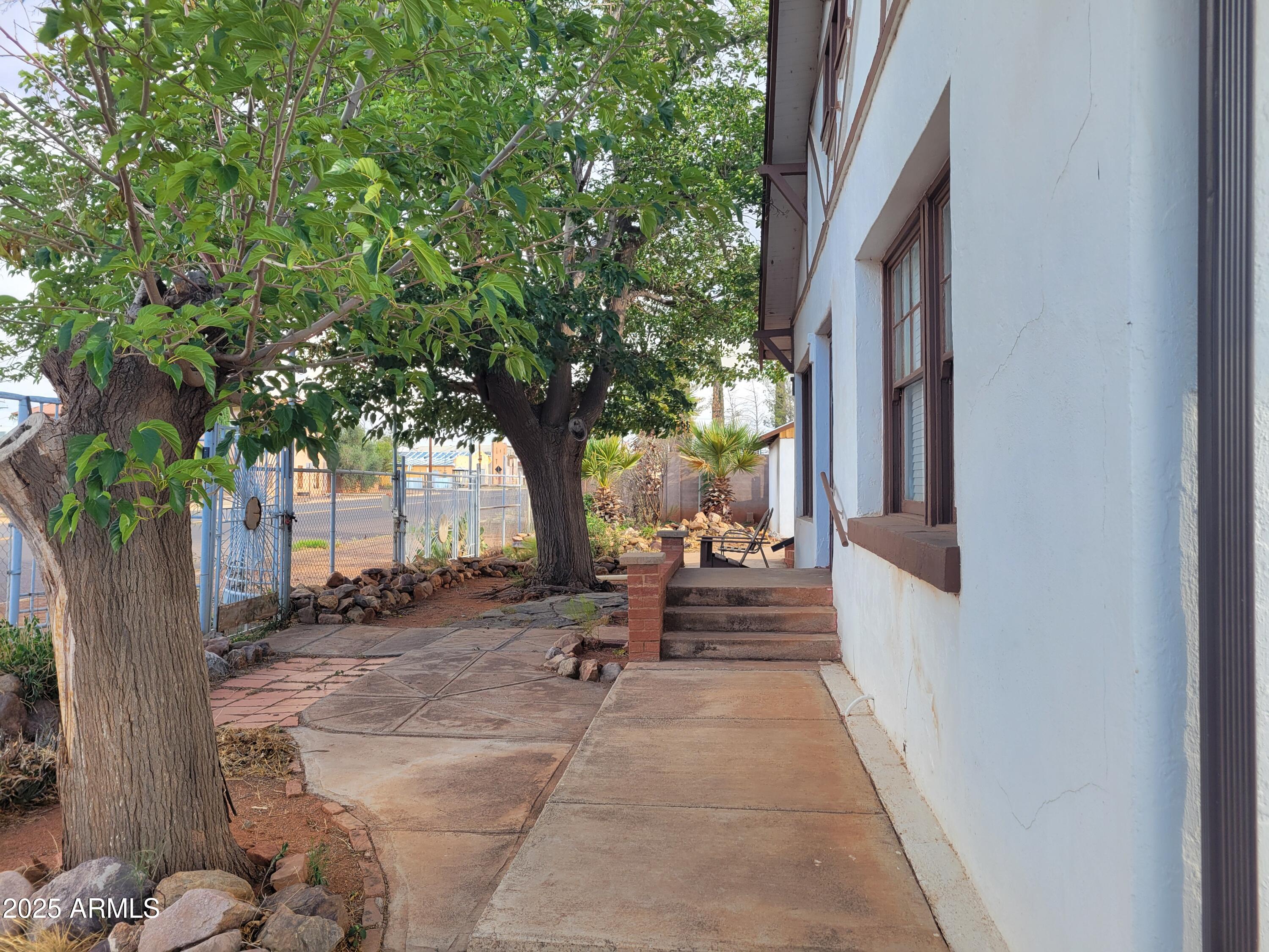 3792 S Towner Avenue