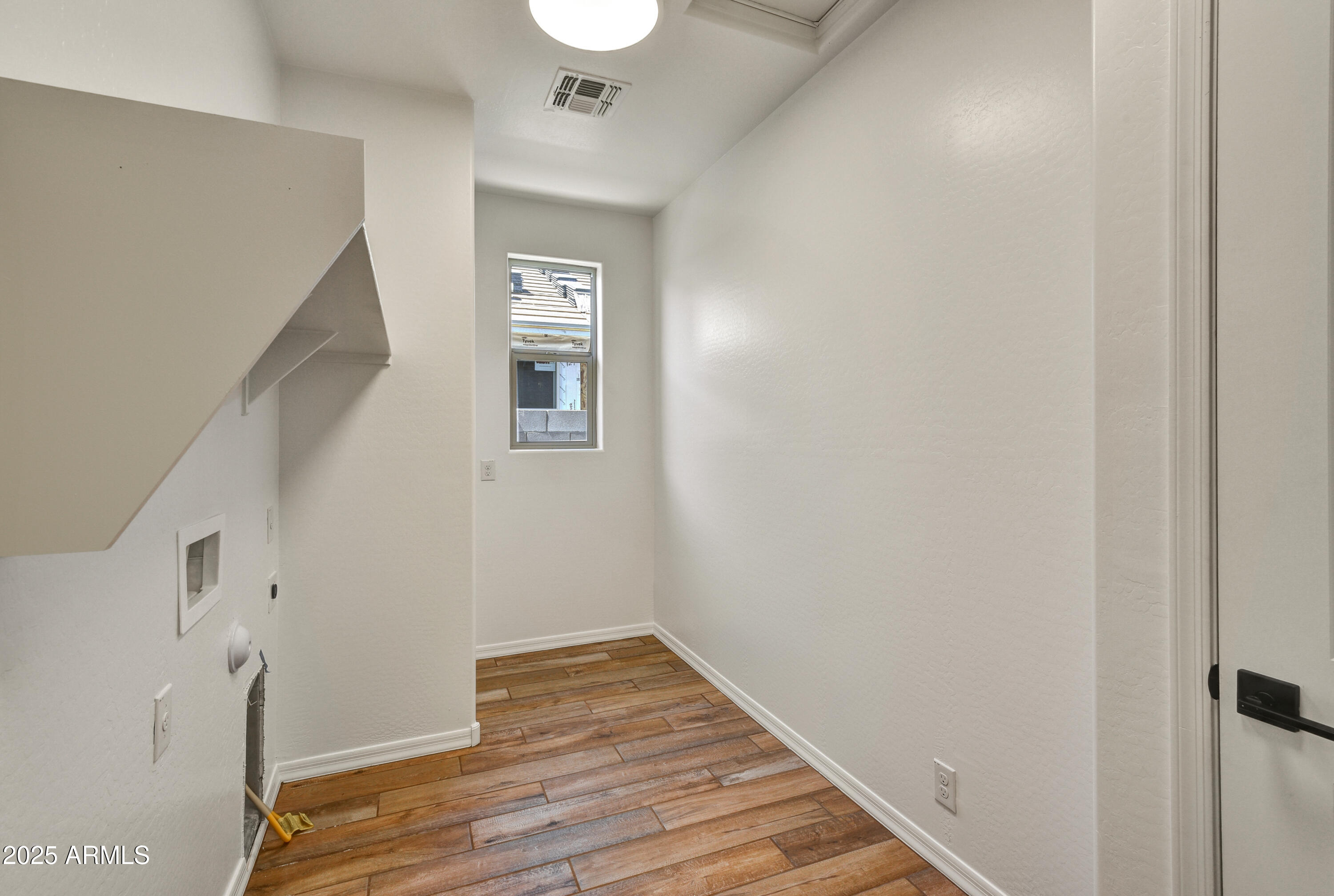 17264 W Sunward Drive