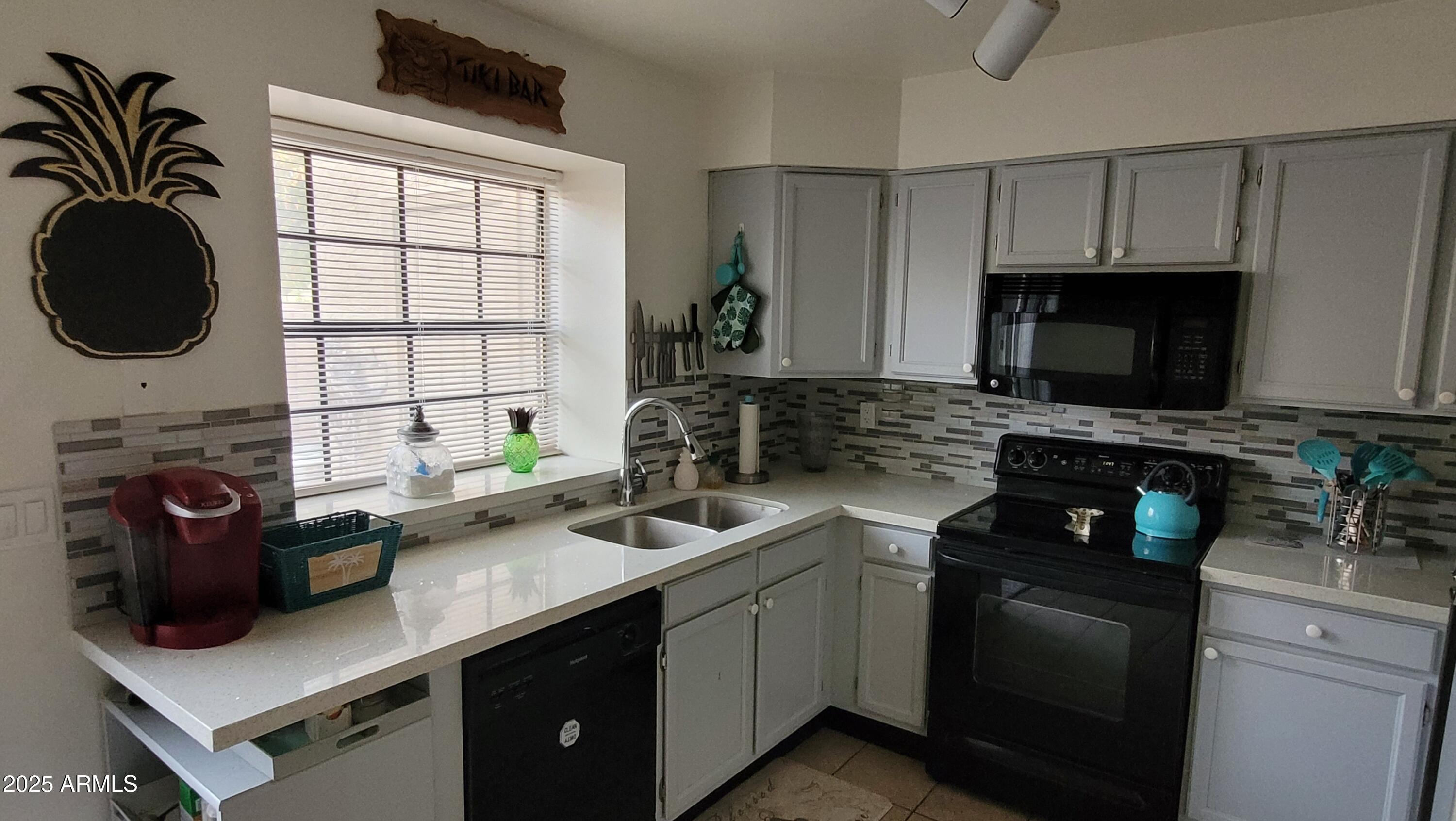 921 W UNIVERSITY Drive 1101