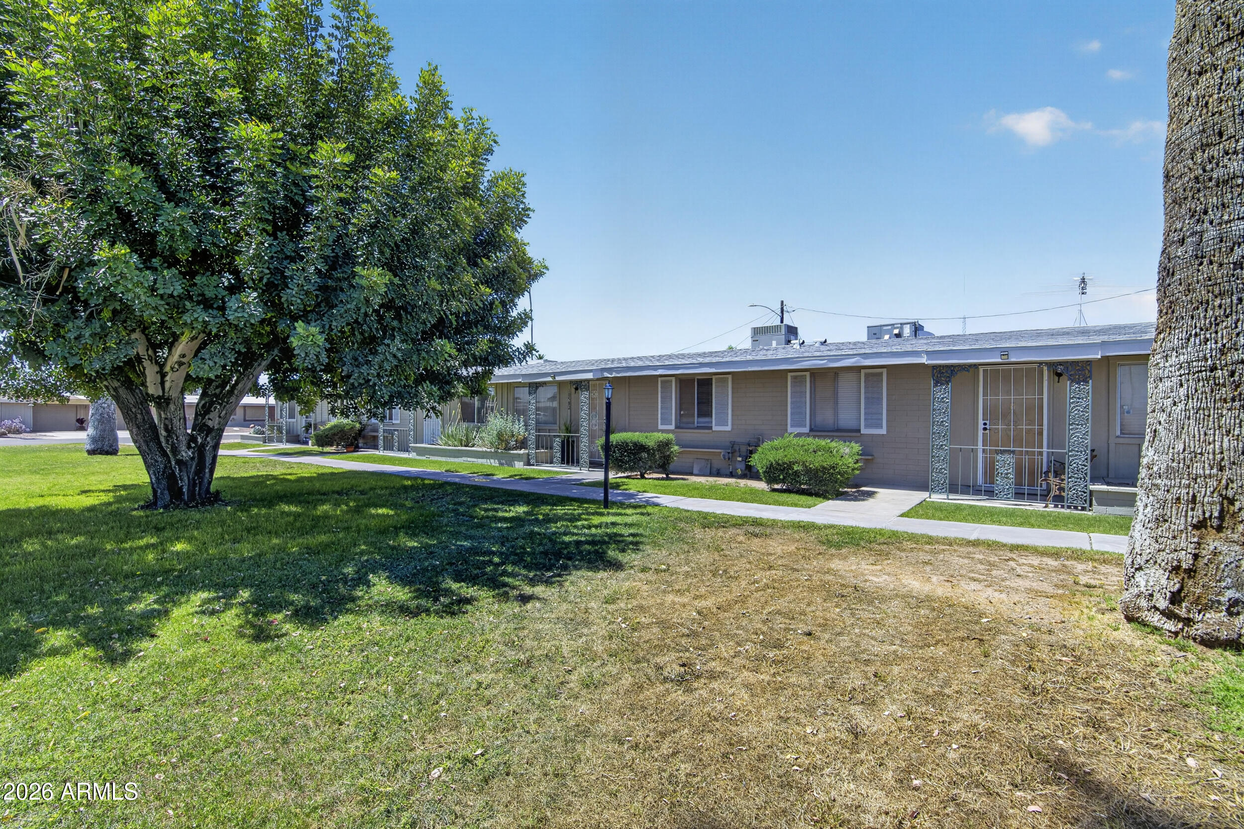 10582 W OAKMONT Drive