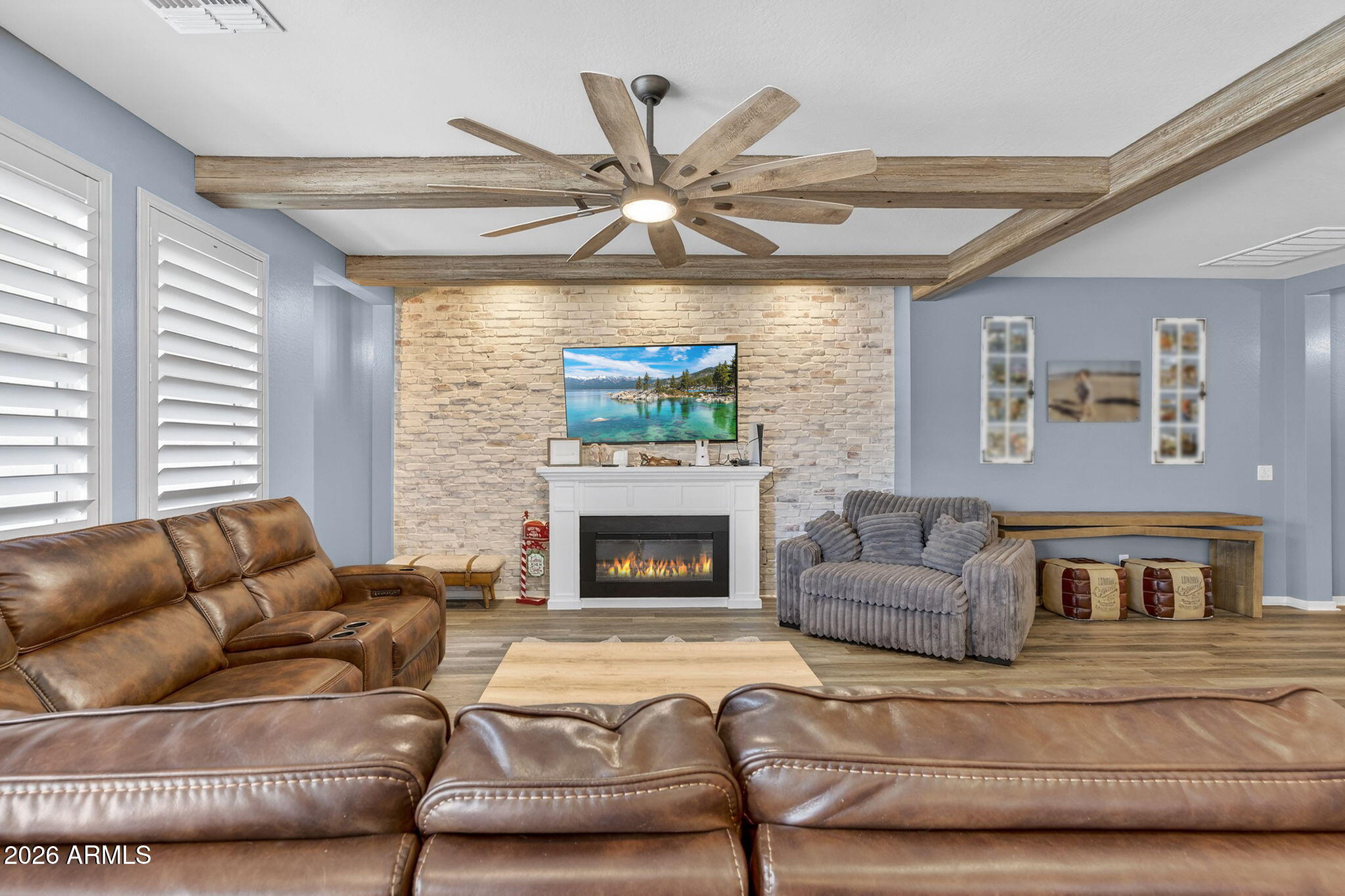 9855 E RESISTANCE Avenue