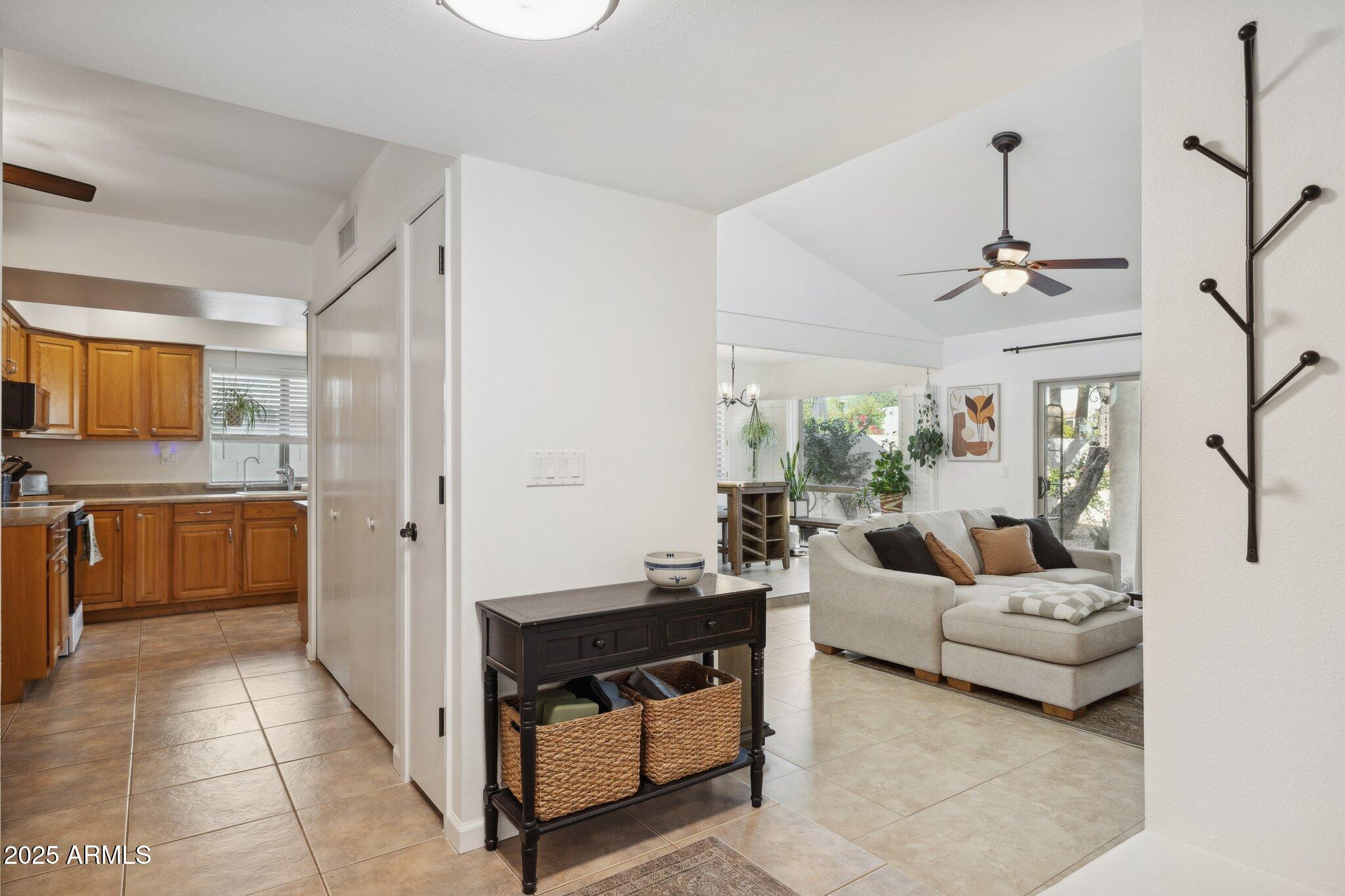 4706 E WINSTON Drive