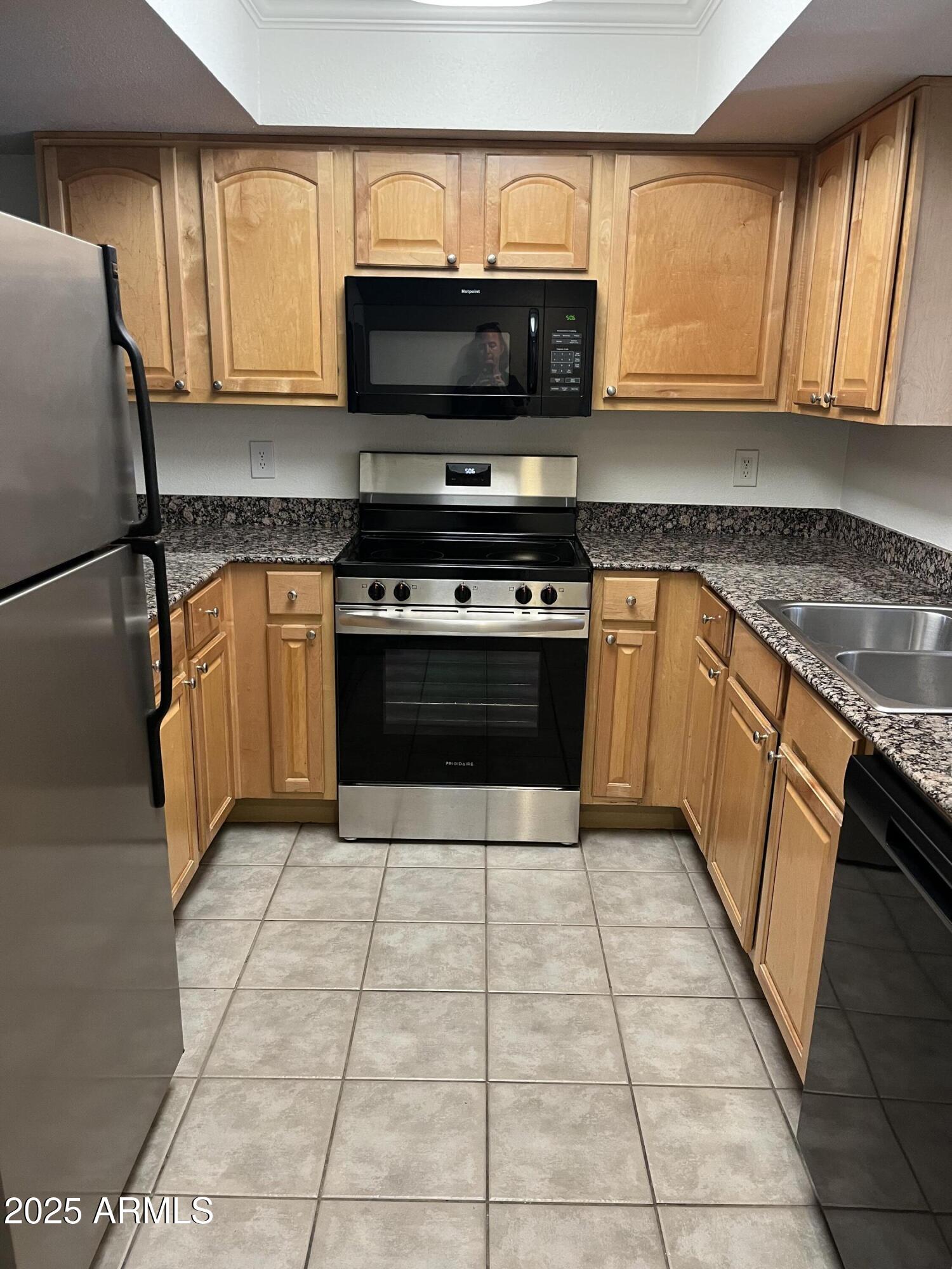 3435 W DANBURY Drive B104