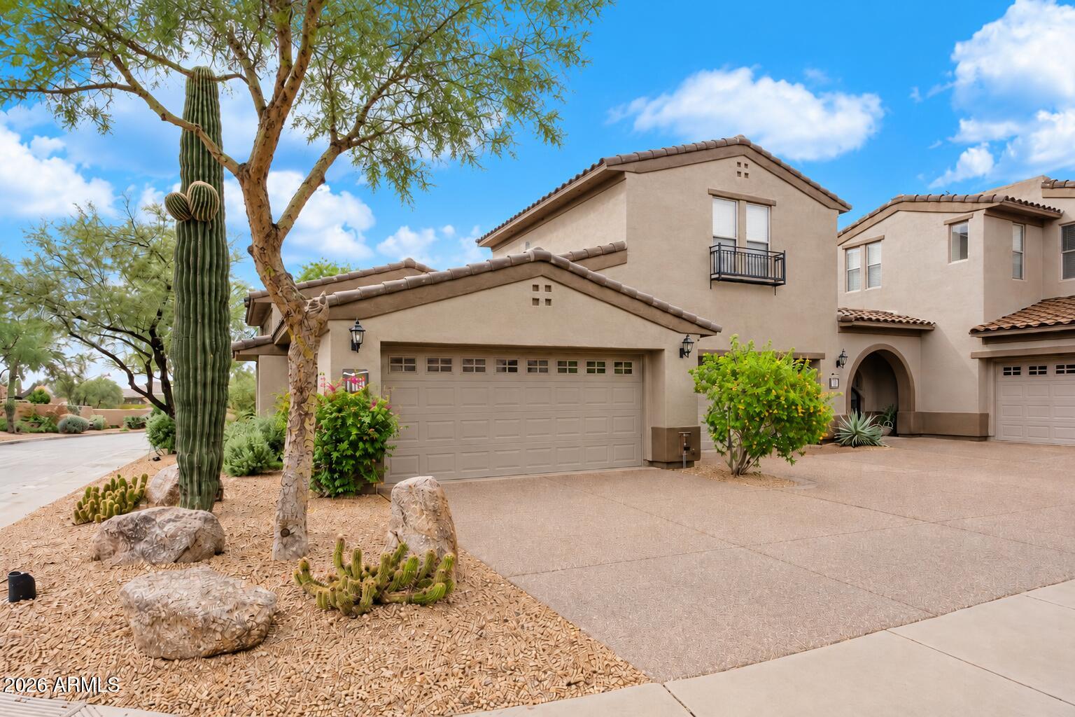 20802 N GRAYHAWK Drive 1184