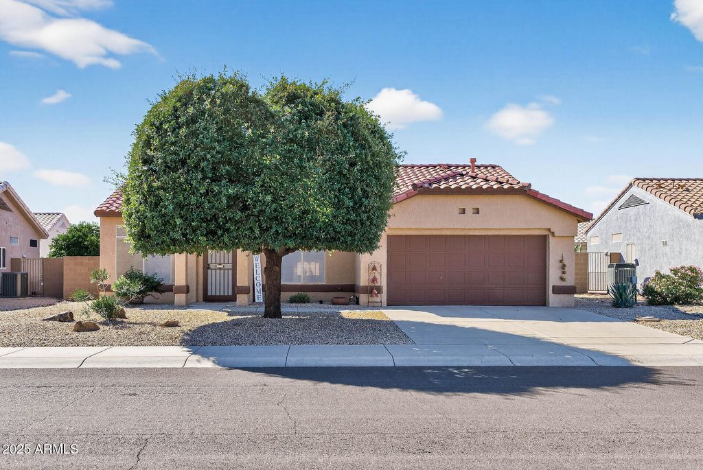 Photo of 14207 W Gunsight Drive, Sun City West, AZ 85375 (MLS # 6940328)