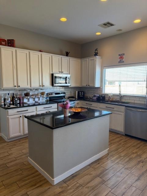 37262 W Oliveto Avenue