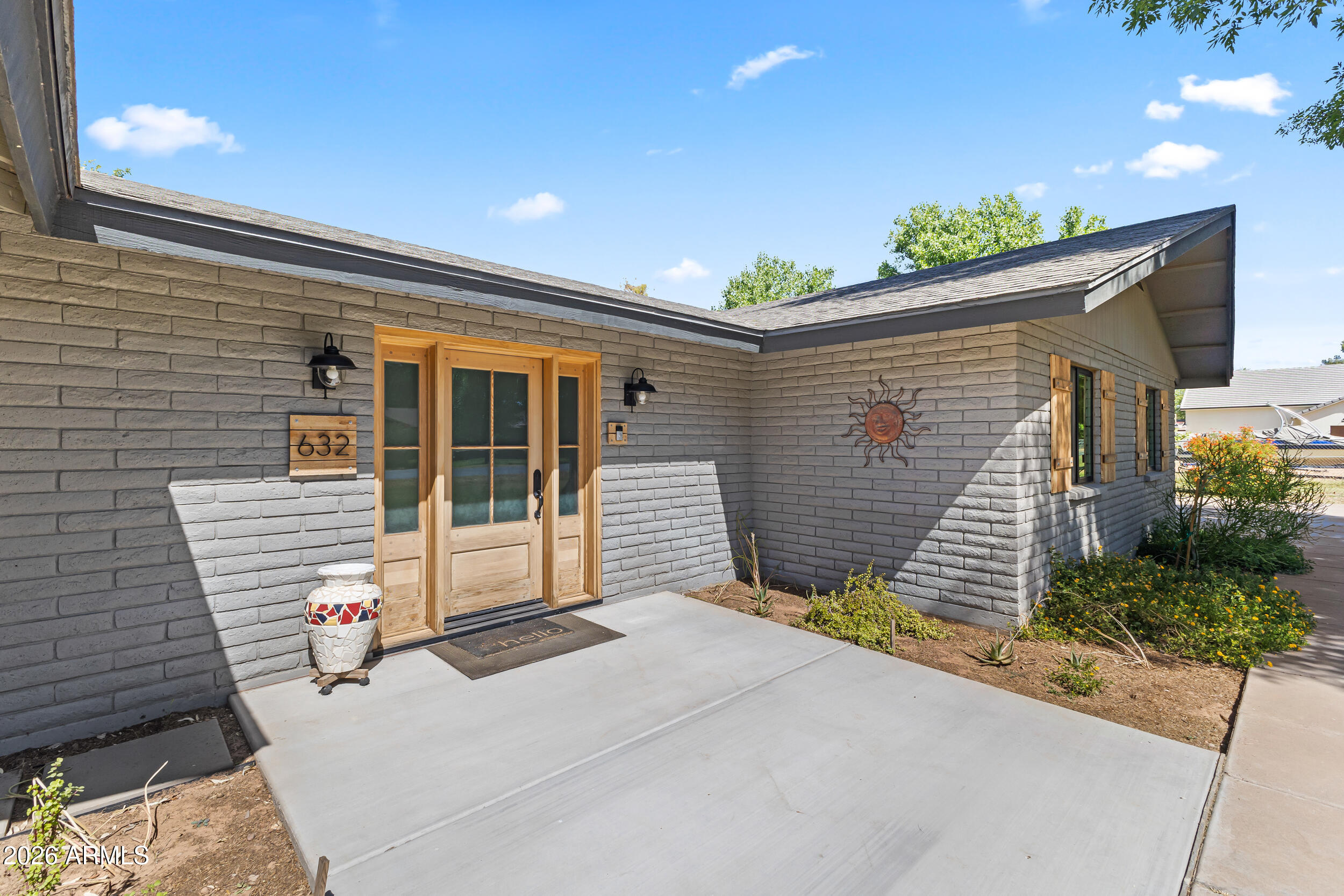 632 S PANDORA Drive