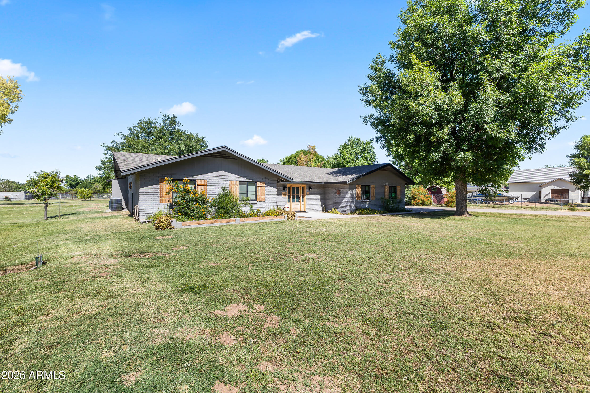 632 S PANDORA Drive