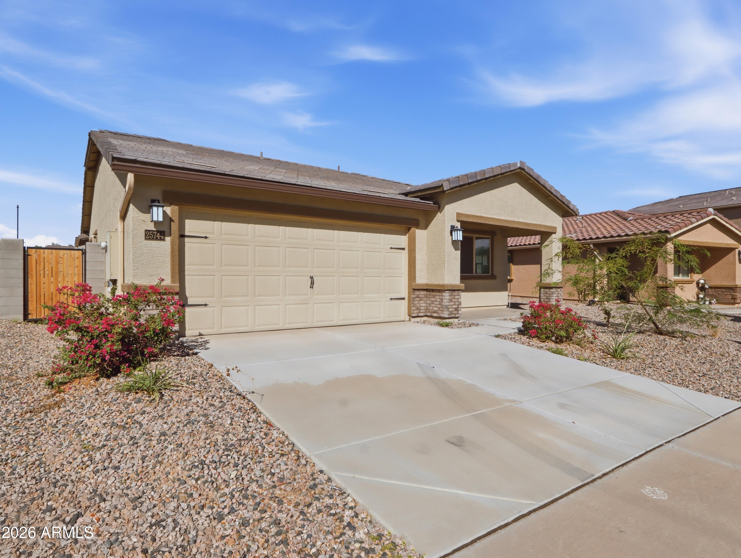 25744 W WINSTON Drive