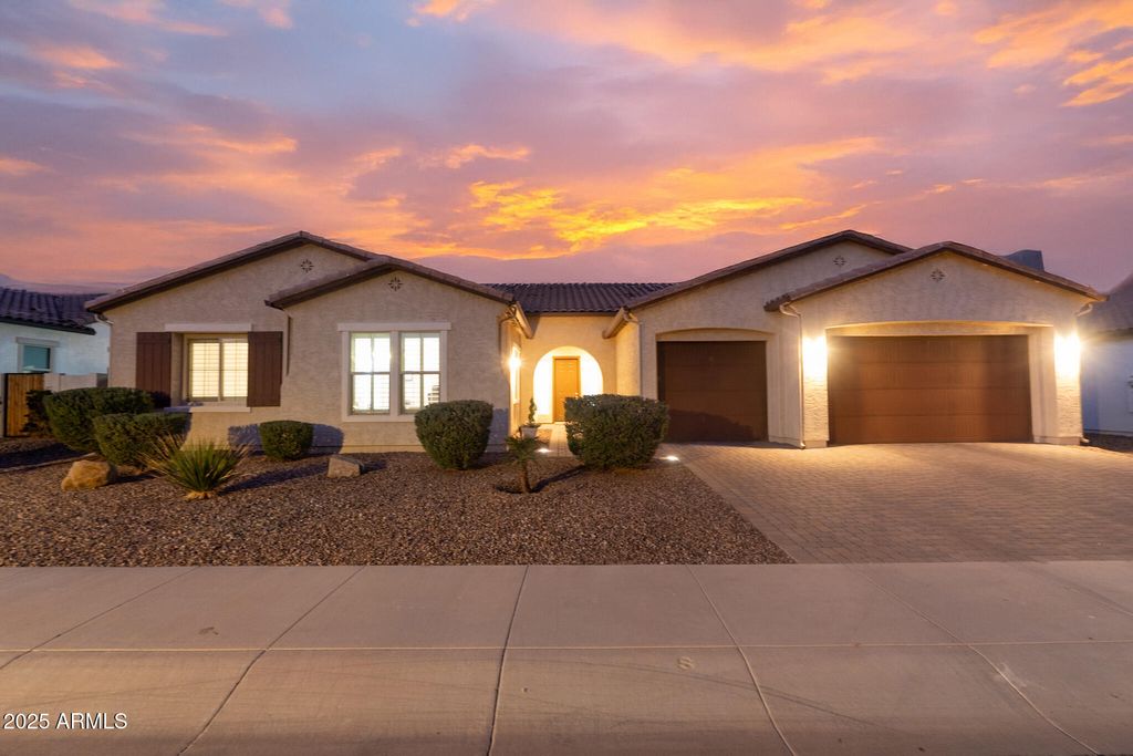 Photo of 13770 W Blossom Way, Litchfield Park, AZ 85340 (MLS # 6962484)