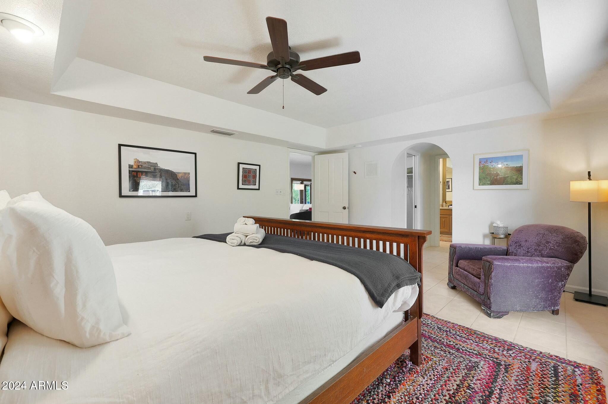 Phoenix, Arizona 85020, United States, 2 Bedrooms Bedrooms, ,2 BathroomsBathrooms,Residential,Pending,28207