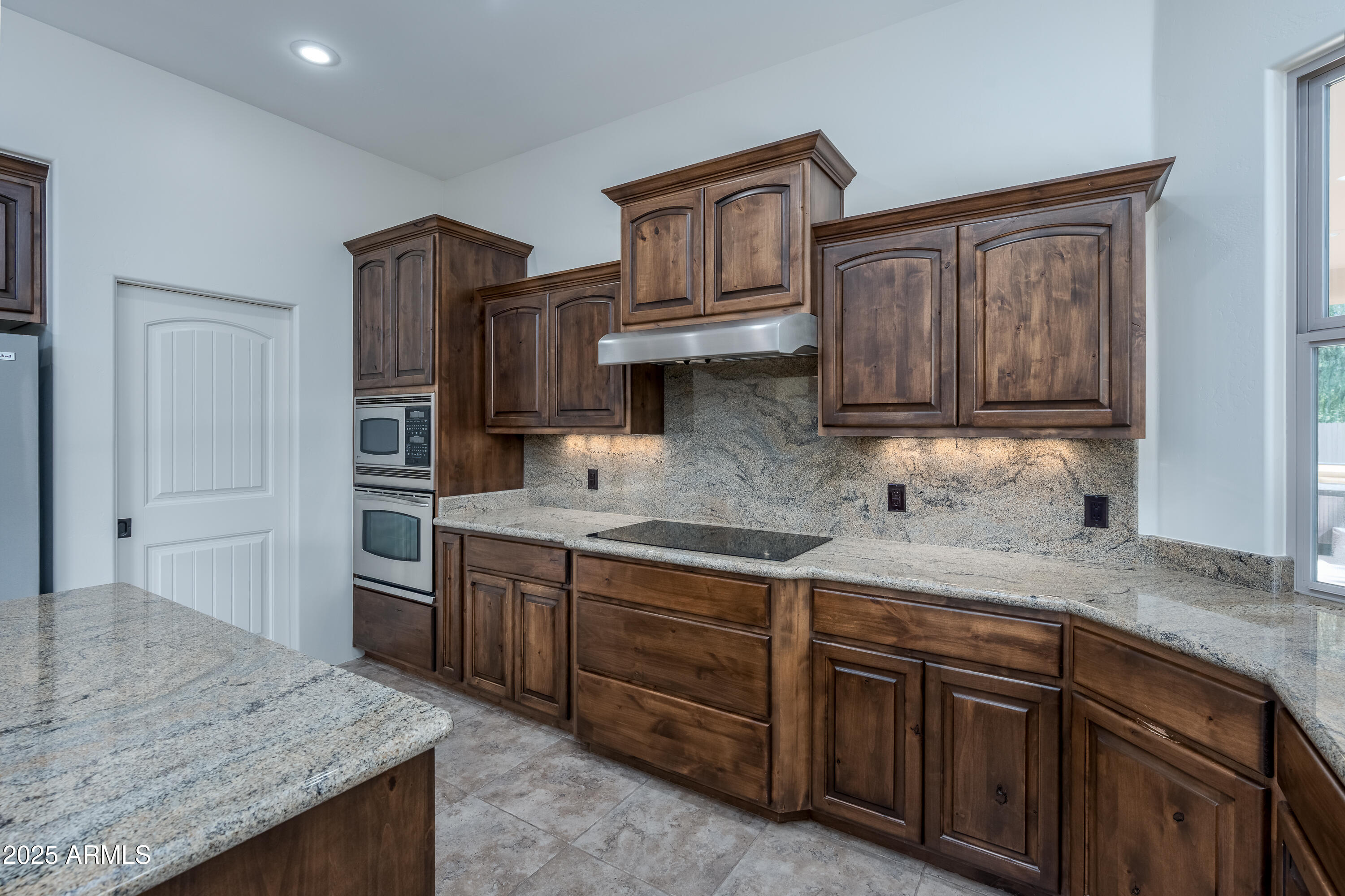 Cottonwood, Arizona 86326, United States, 4 Bedrooms Bedrooms, ,3 BathroomsBathrooms,Residential,Pending,222035