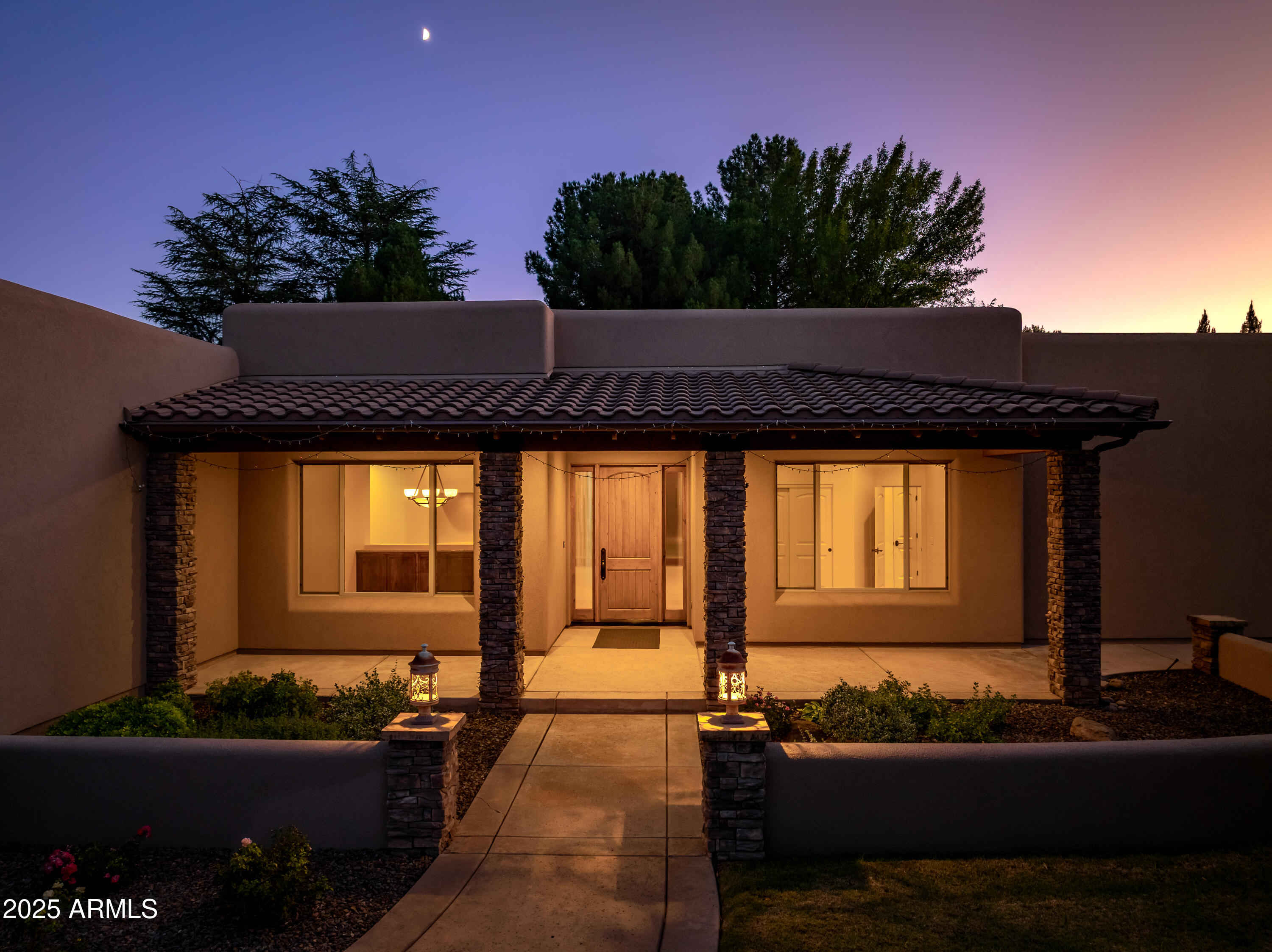 Cottonwood, Arizona 86326, United States, 4 Bedrooms Bedrooms, ,3 BathroomsBathrooms,Residential,Pending,222035