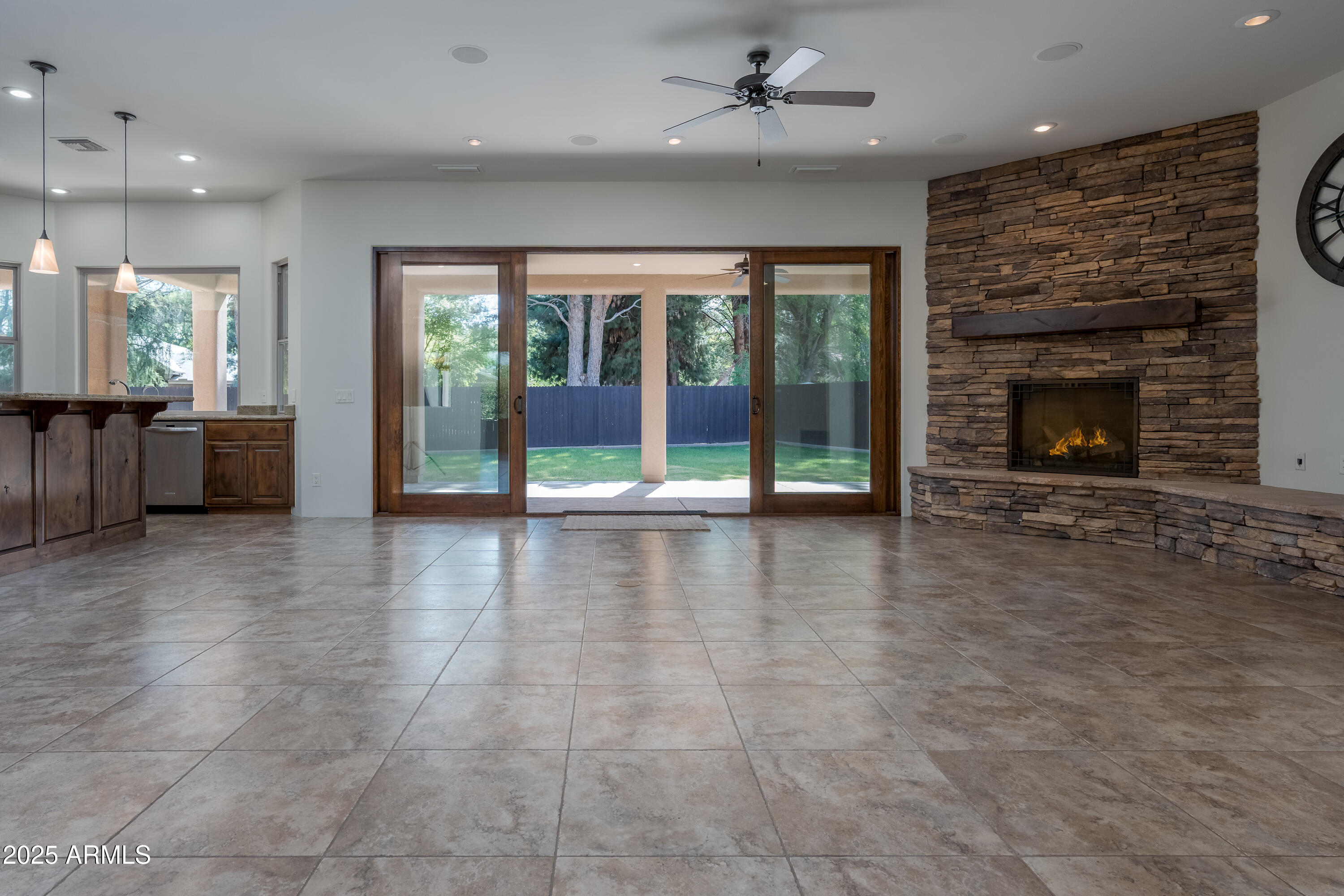 Cottonwood, Arizona 86326, United States, 4 Bedrooms Bedrooms, ,3 BathroomsBathrooms,Residential,Pending,222035