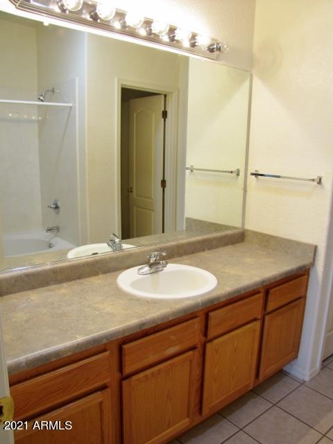 ESCONDIDO PHASE 3 - Residential Lease