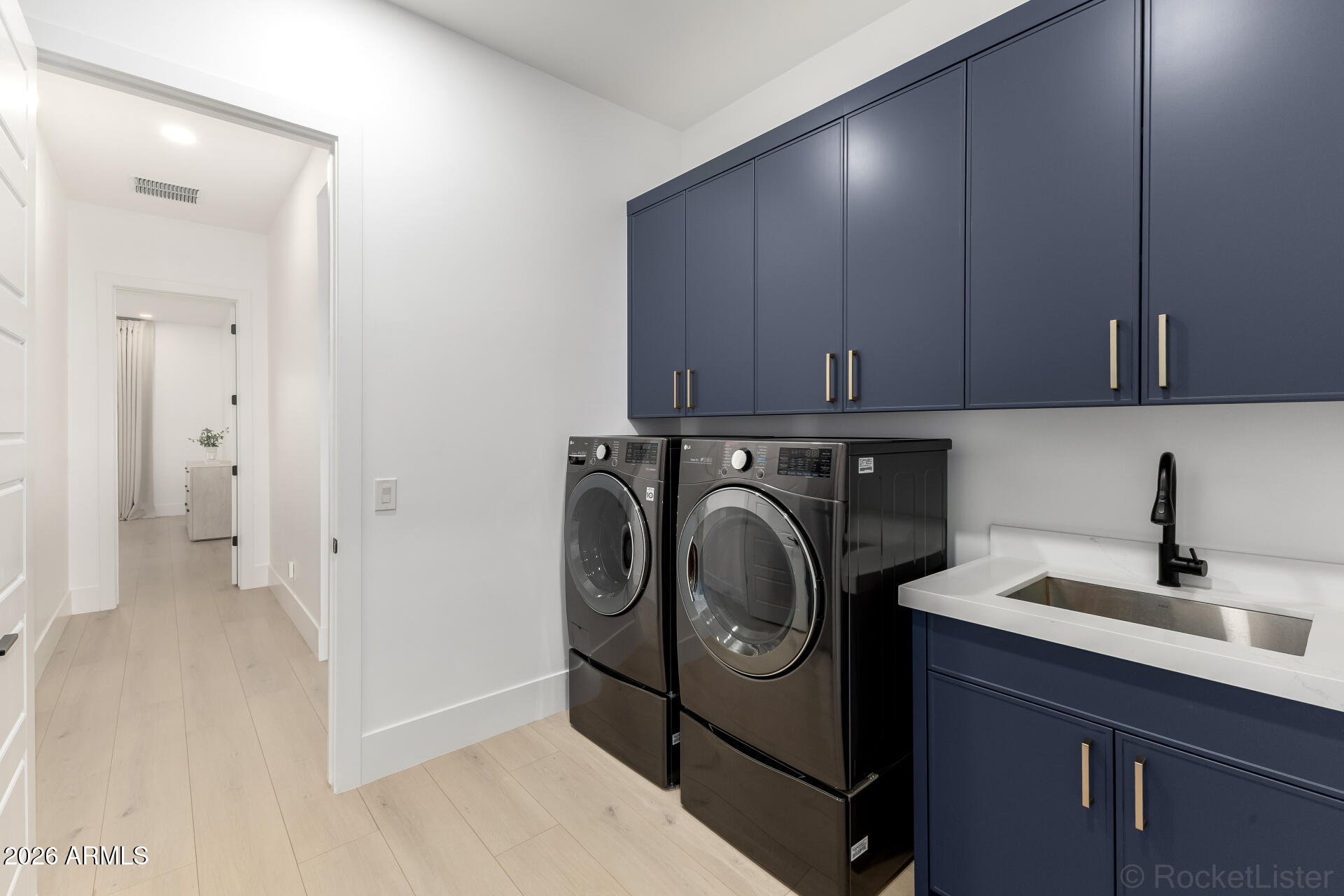 NORTHPOINT - Residential