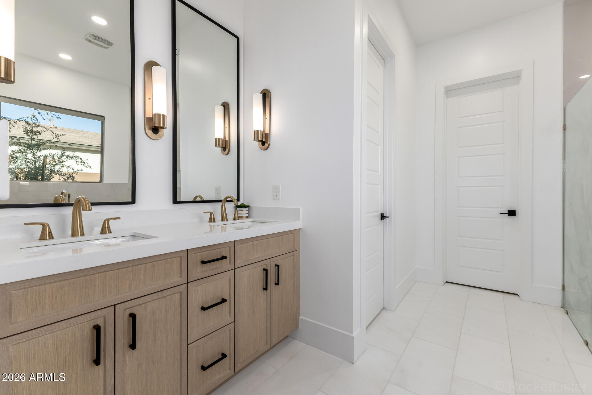 NORTHPOINT - Residential