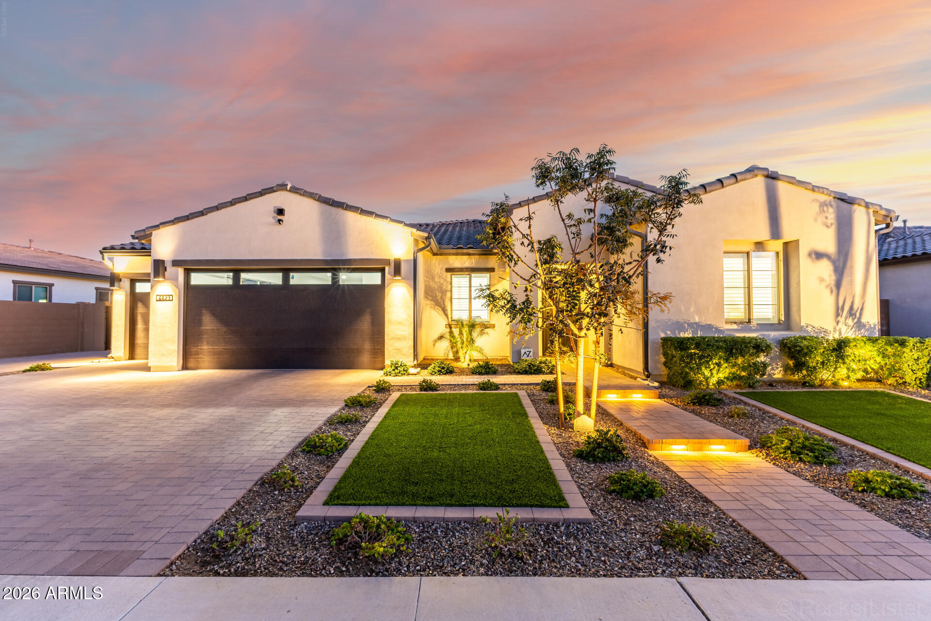 4423 W PARK VIEW Lane