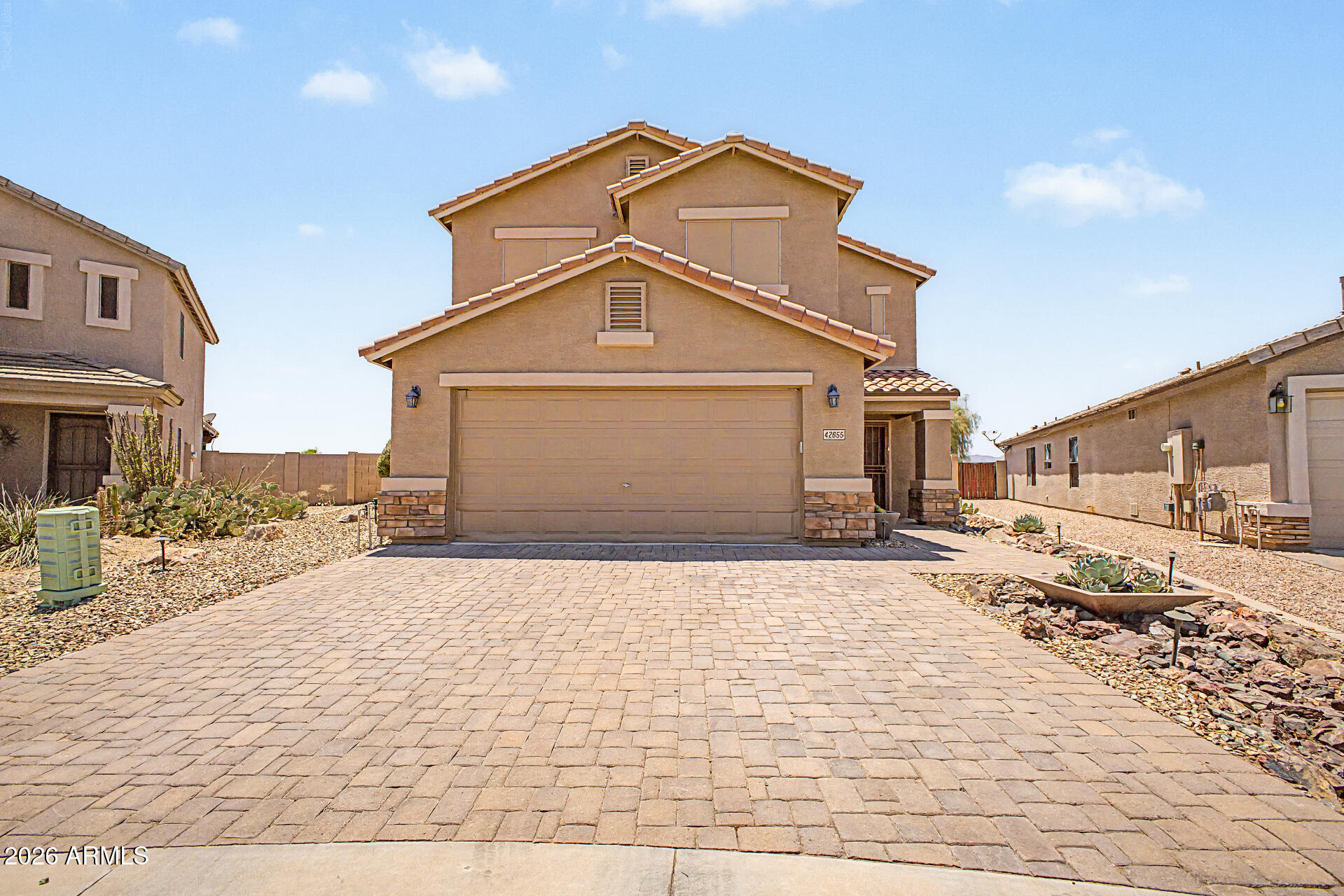 42855 W HILLMAN Drive