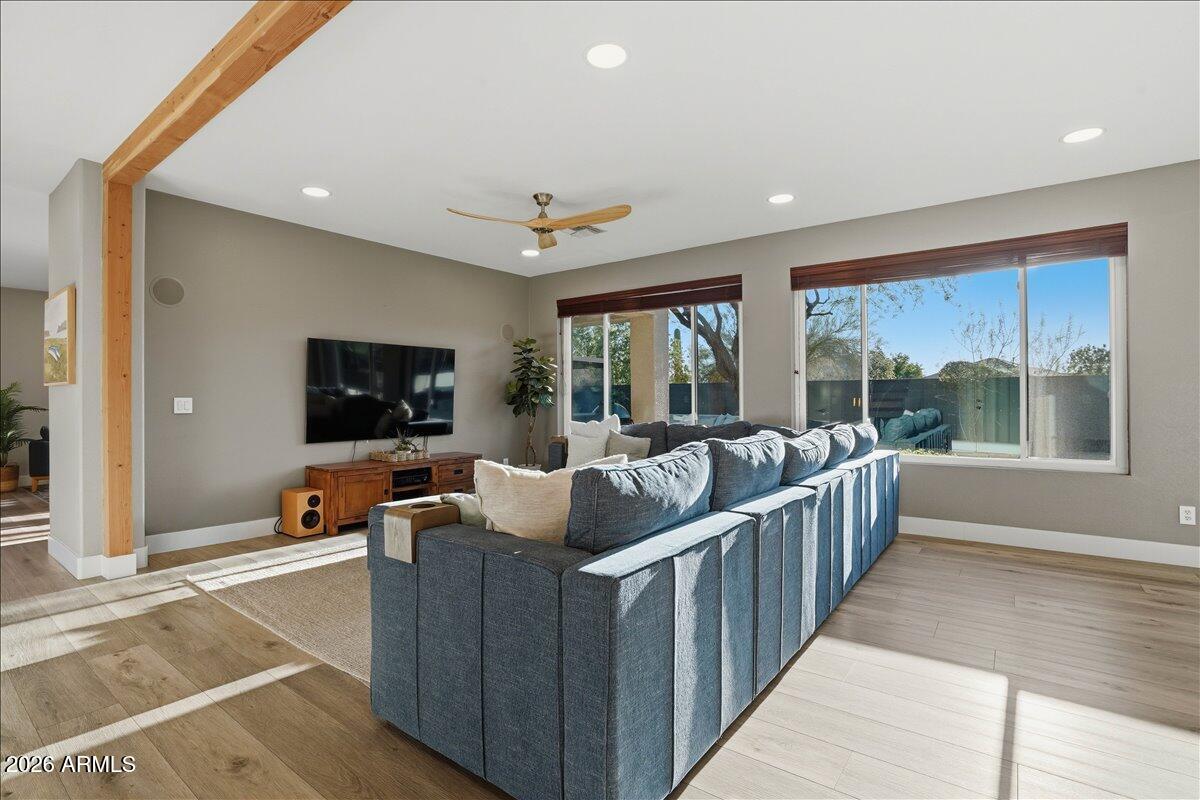 ANTHEM UNIT 4 - Residential