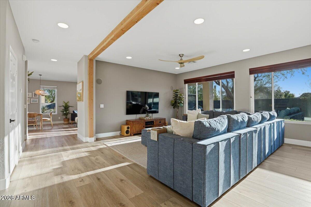 ANTHEM UNIT 4 - Residential