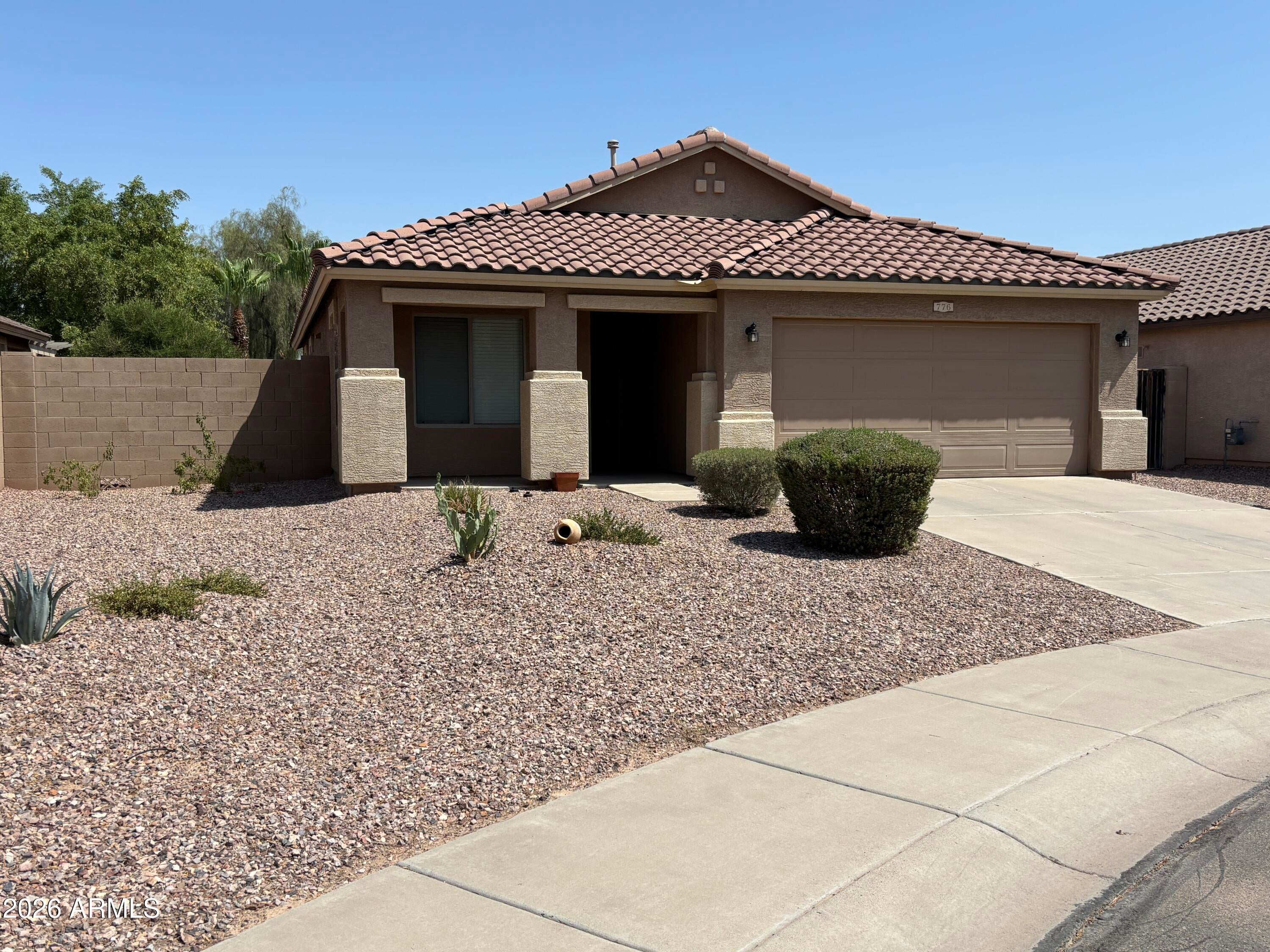 776 W Fairlane Court