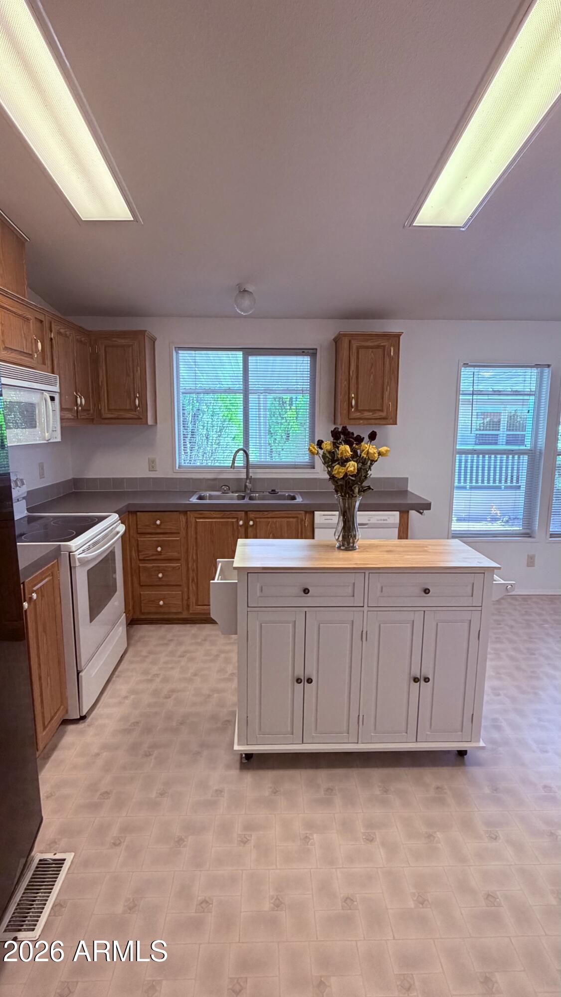 6770 W State Route 89A -- 199