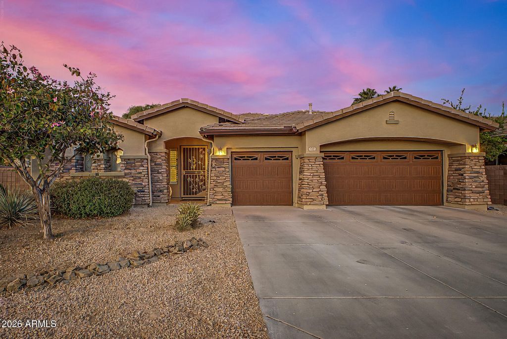 Photo of 3141 S Sierra Street, Gilbert, AZ 85295 (MLS # 7027949)