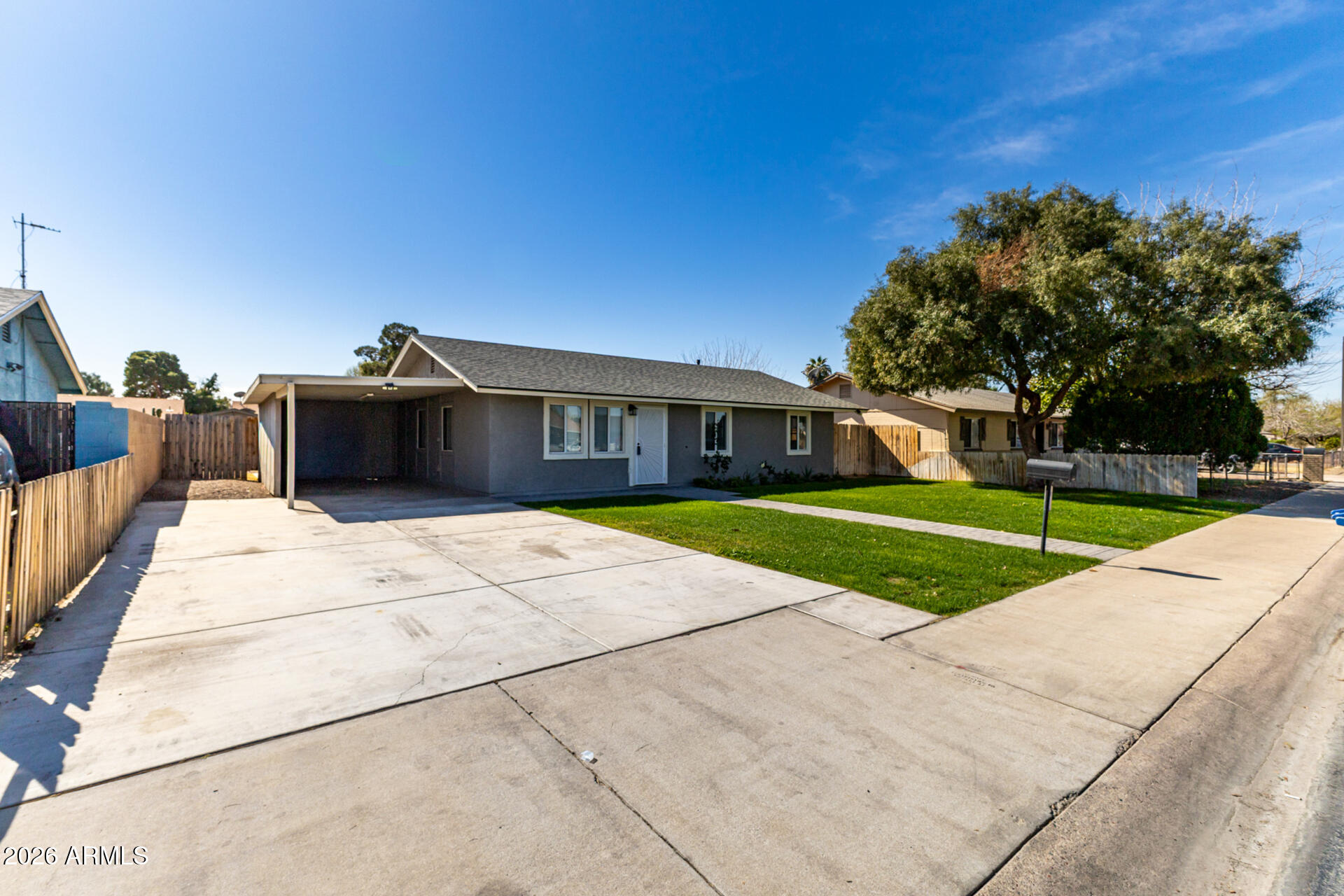 Properties 4 20827 E Pickett Street