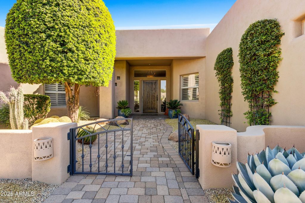 Photo of 18619 E Picacho Road, Rio Verde, AZ 85263 (MLS # 6937926)