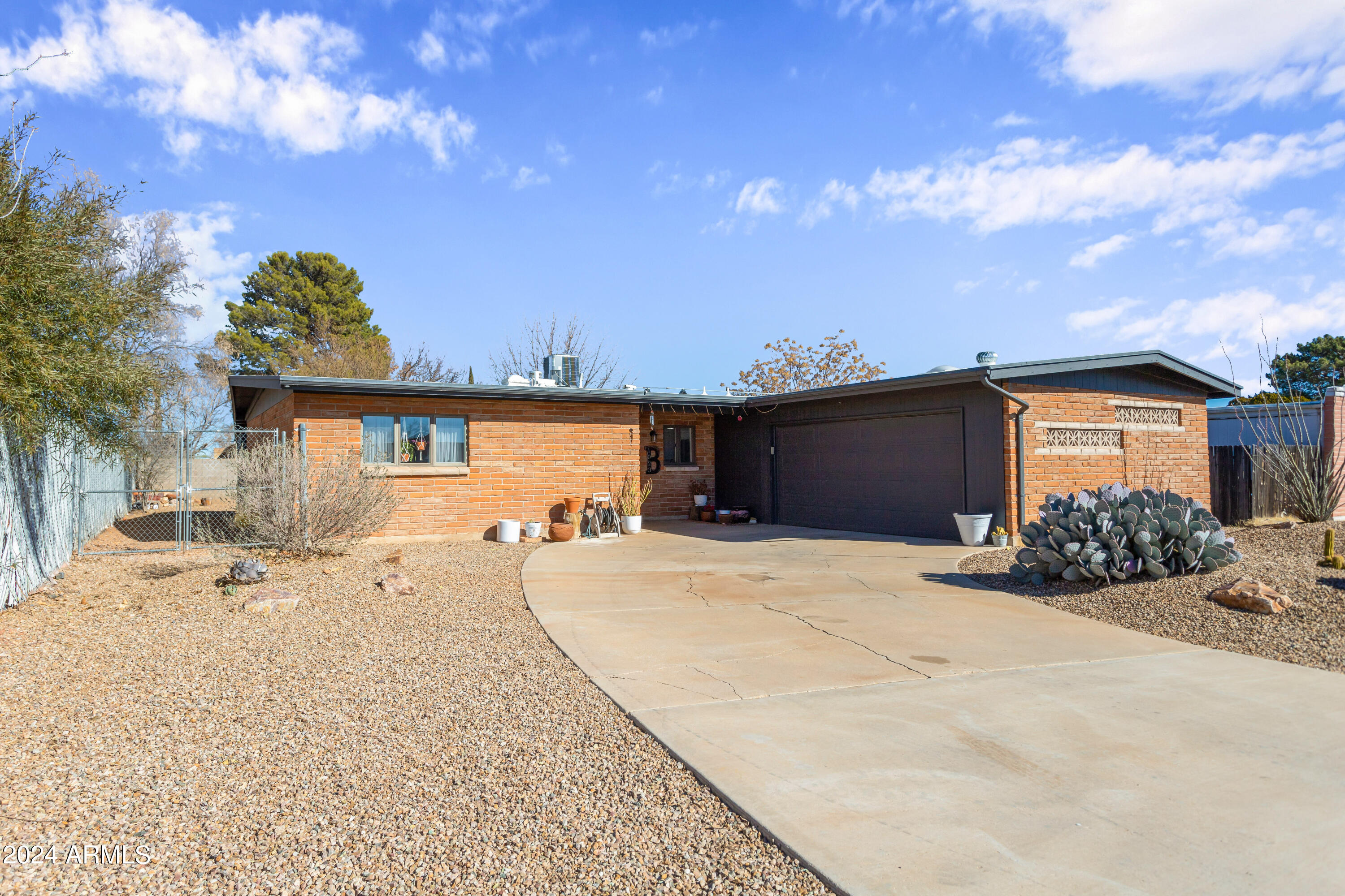VISTA VILLAGE 2 - Residential